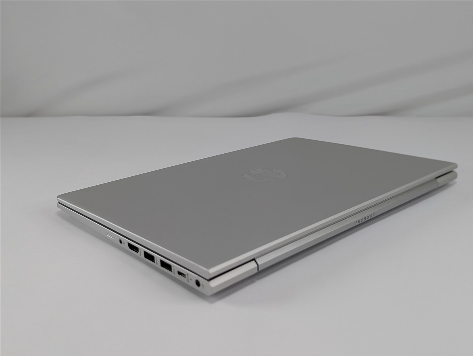 HP ProBook 445 G9 Laptop 14″ Ryzen 5 5625U 16GB RAM 512GB SSD FHD Silver Win11