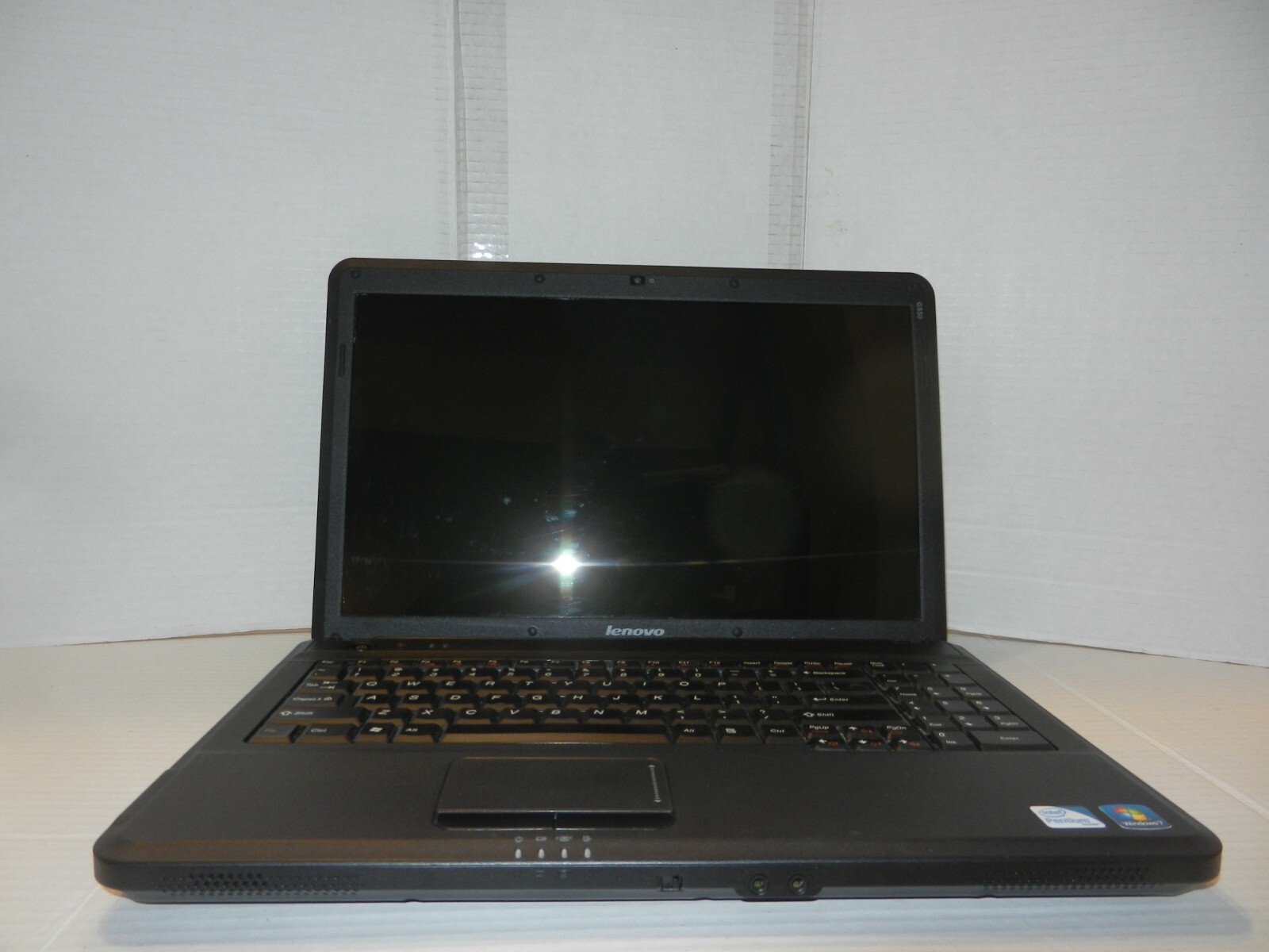 LENOVO G550 15.6″ PENTIUM DUAL-CORE T4400@2.2GHz 4GB RAM 250GB HDD WINDOWS 7