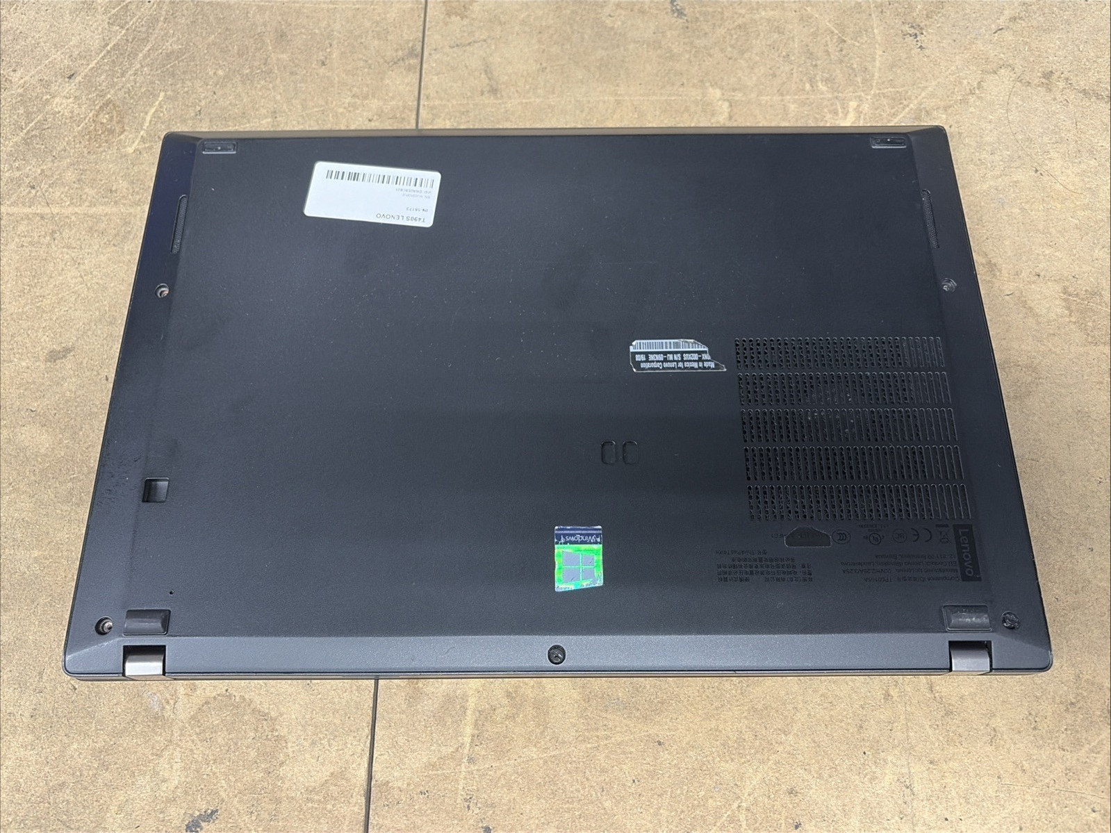 Lenovo ThinkPad T490s 14″ FHD i7-8665u 8GB RAM No OS/SSD