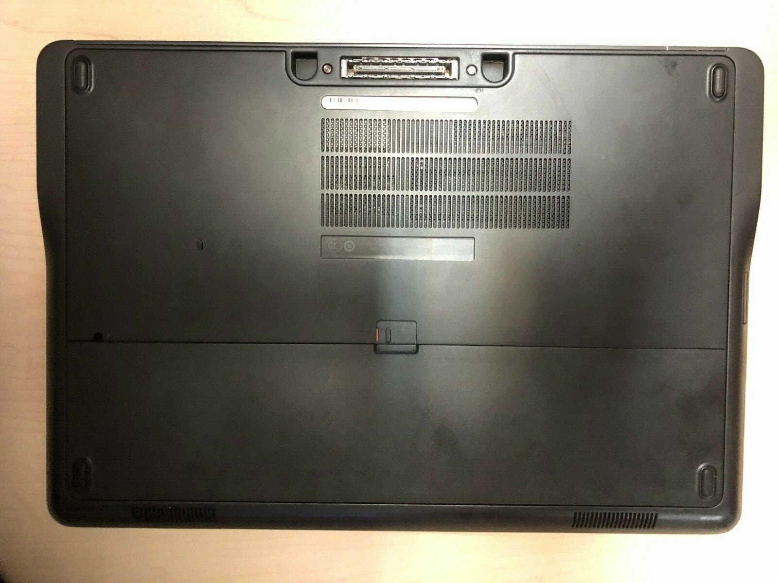 Dell Latitude E7440 14″i5-4300U @ 1.9Ghz 8GB 256 SSD+500GB HD