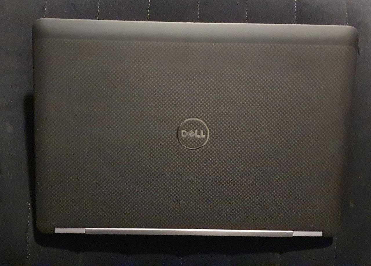 Dell Latitude E7470 Laptop – For Parts or Not Working – No SSD – With Charger