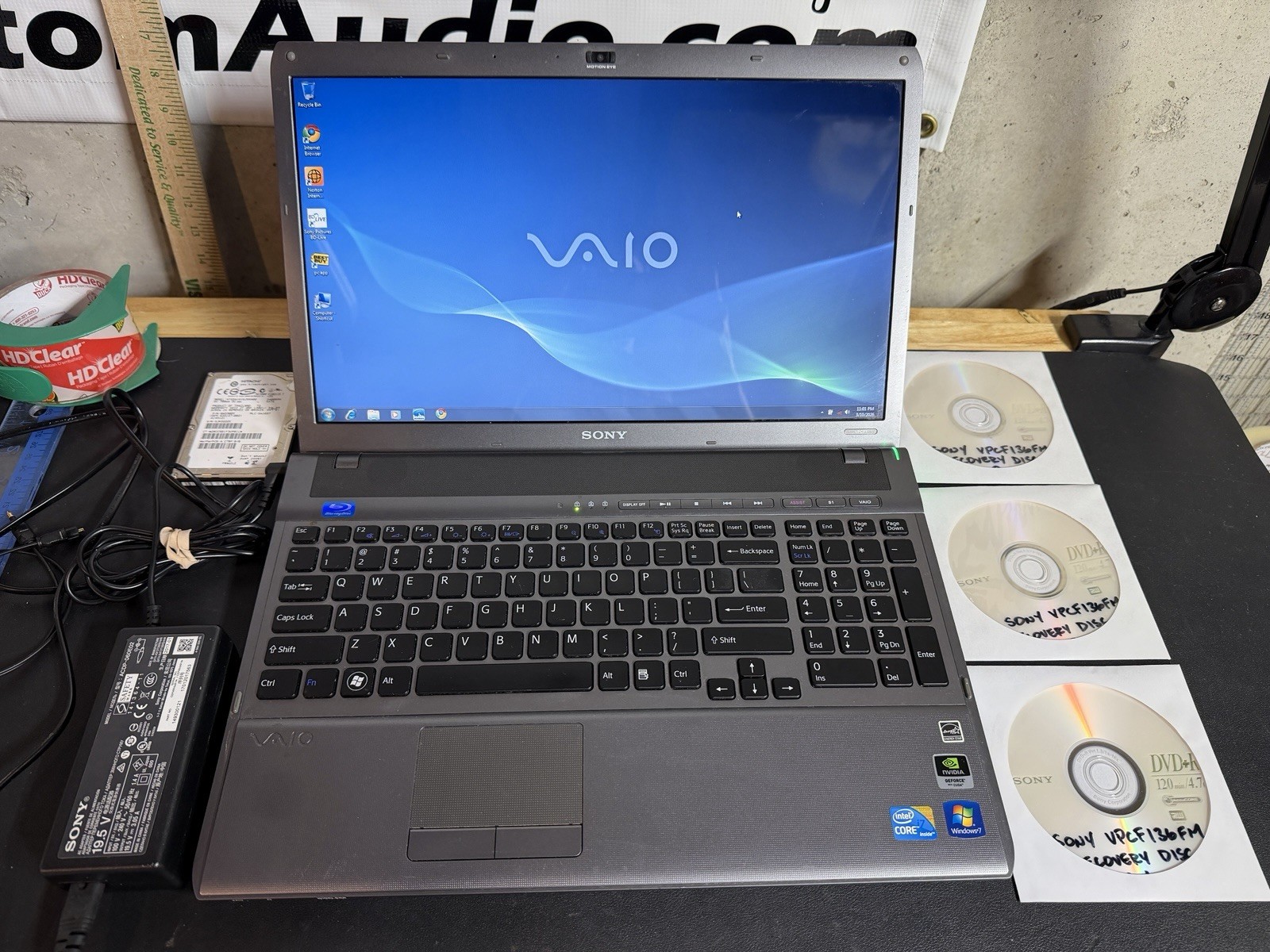 READ! Sony Vaio PCG-81115L Intel i7-720QM 1.73GHz 8GB 240GB SSD Blu-Ray Nvidia