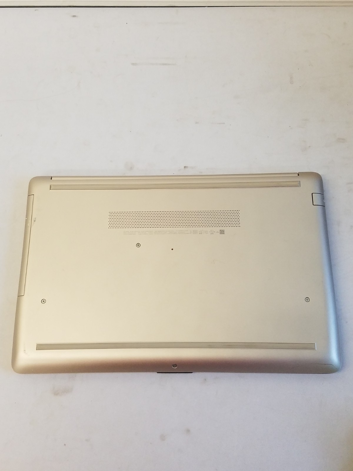HP 15-db0007ds Laptop – AMD A9-9425 – 8GB RAM – 128GB SSD – Windows 10