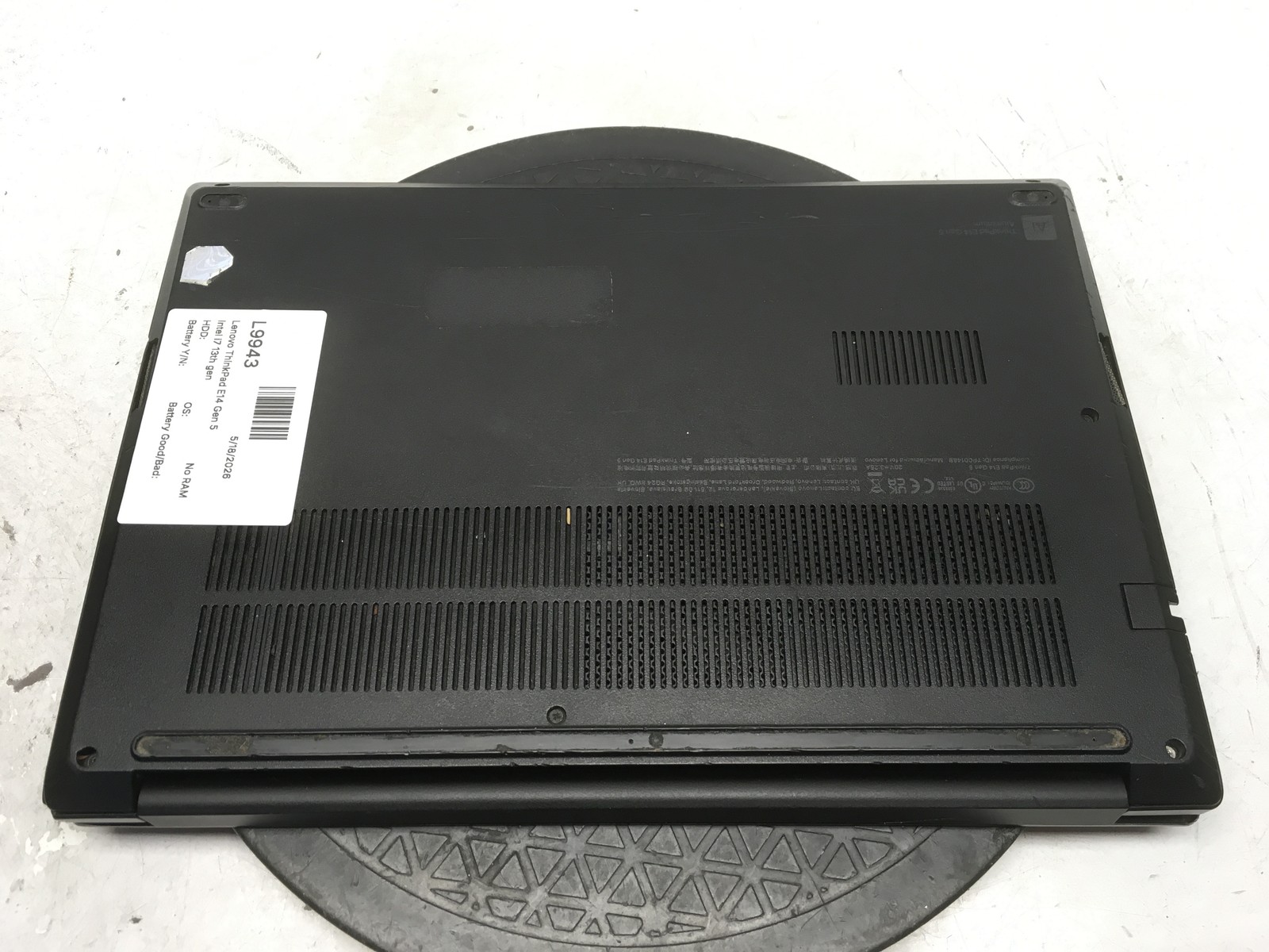 Lenovo ThinkPad E14 Gen 5 Intel 13th gen or AMD 7000 Series – No RAM/SSD /Batt