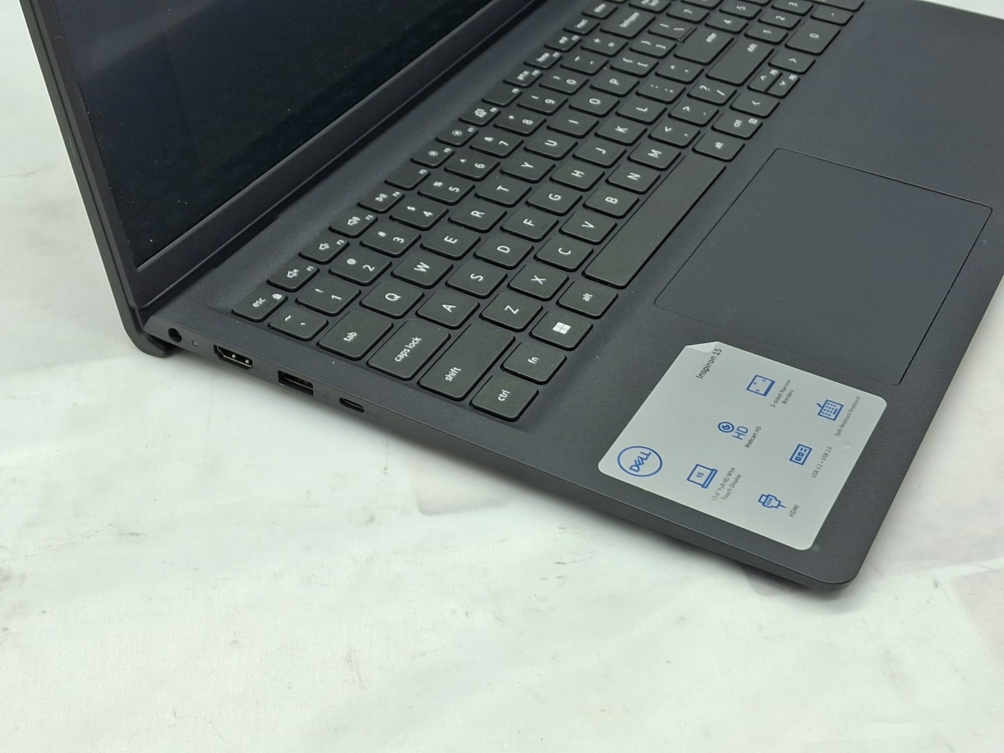 Dell Inspiron 15 3530 – i7-1355U – 256 16 15.5″ – Windows 11