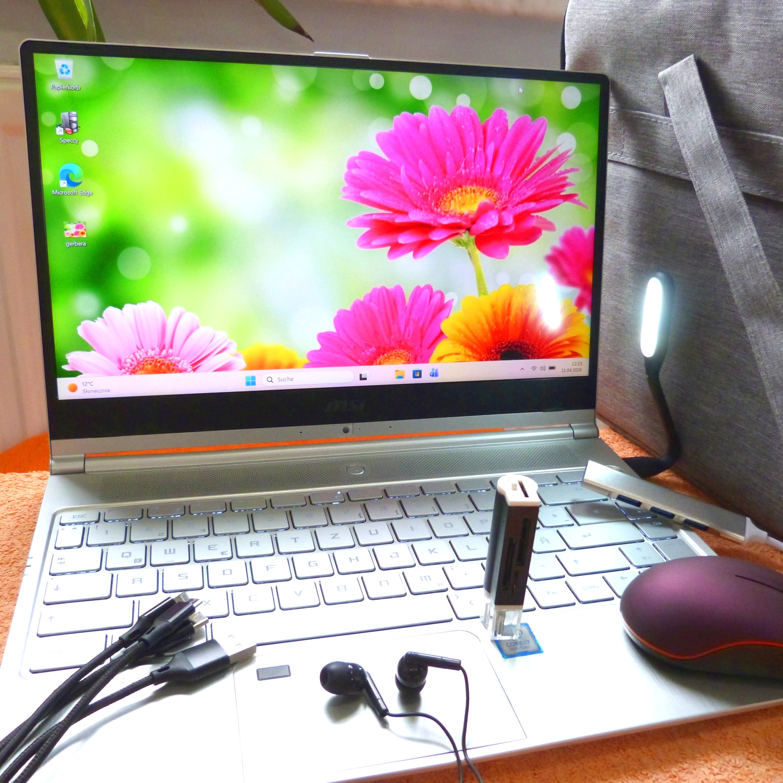 MSI Prestige 14 PS42 FULLHD RGB ULTRABOOK METAL l SSD Windows 11 I i7 8G NVIDIA