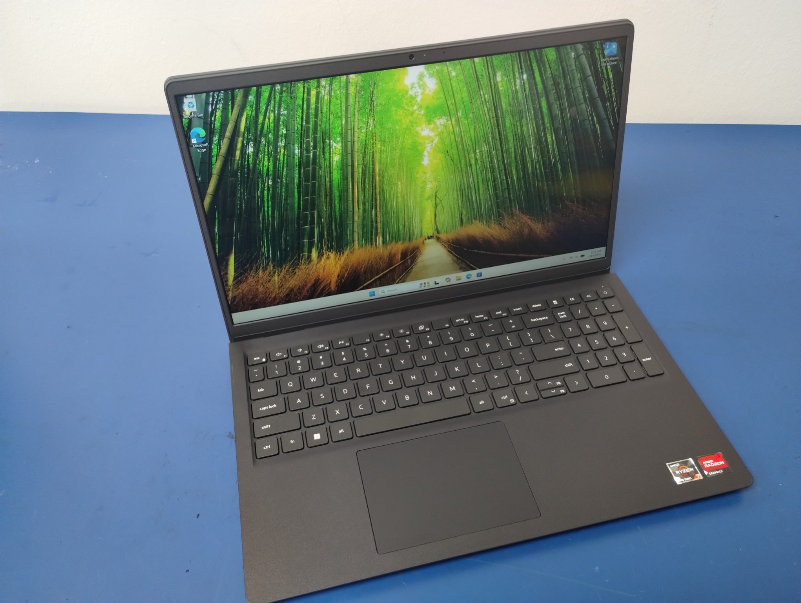 DELL 15 DC15255 G8MK9, AMD Ryzen 7 7730U, 2.00 GHz, 16 GB RAM, 512 GB NVMe SSD