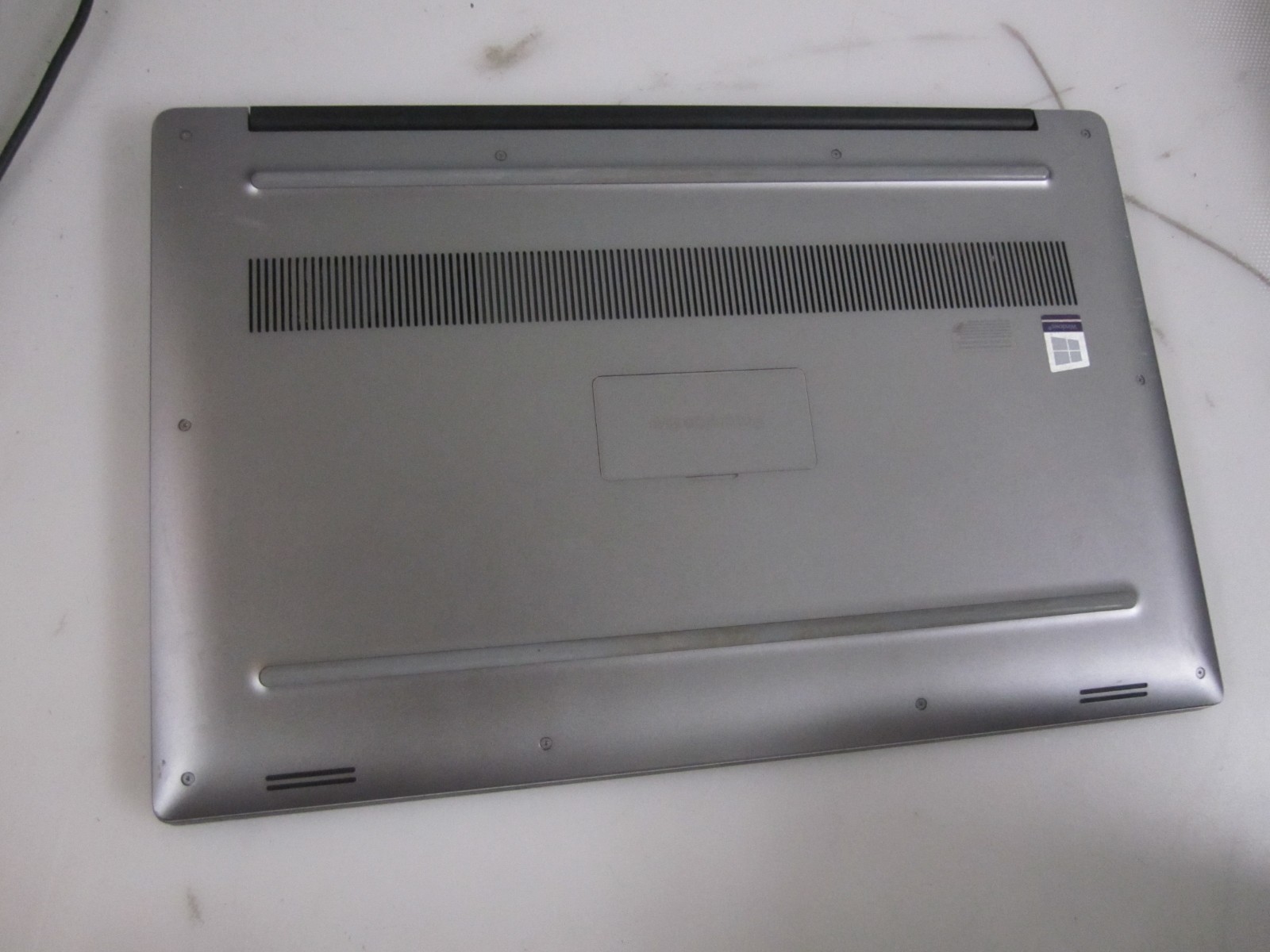 Dell Precision 5540 i9-9880H 2.30GHZ 16GB 256GB M2SSD LAPTOP + AC