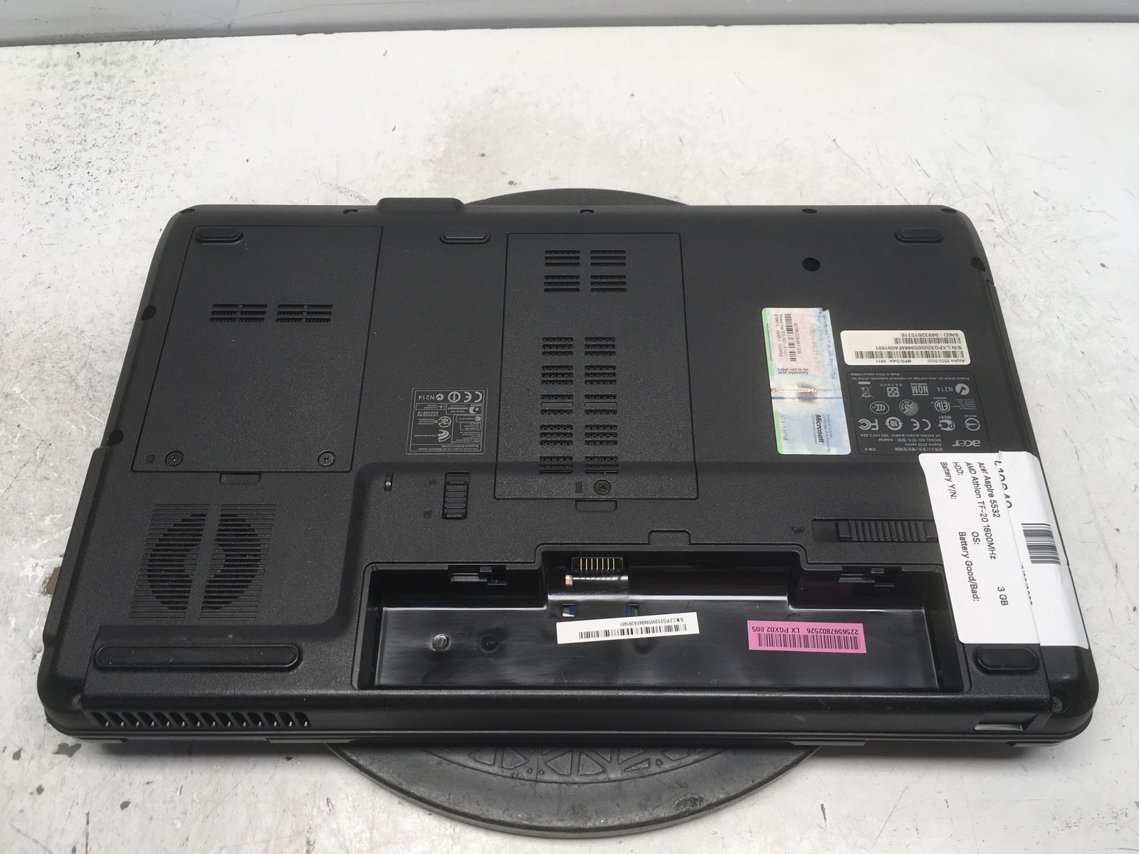 Acer Aspire 5532 AMD Athlon TF-20 1600MHz 3 GB NO HDD No Batt