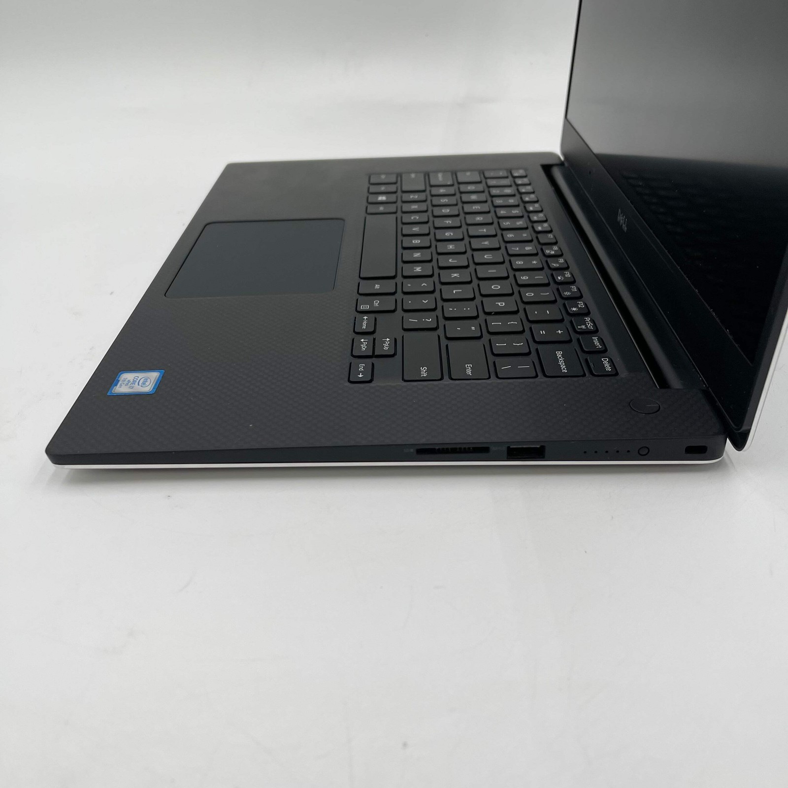 Dell Precision 5520 P56F 15.6″ i7-7820HQ 2.9GHz 48GB RAM 4TB SSD Quadro M1200