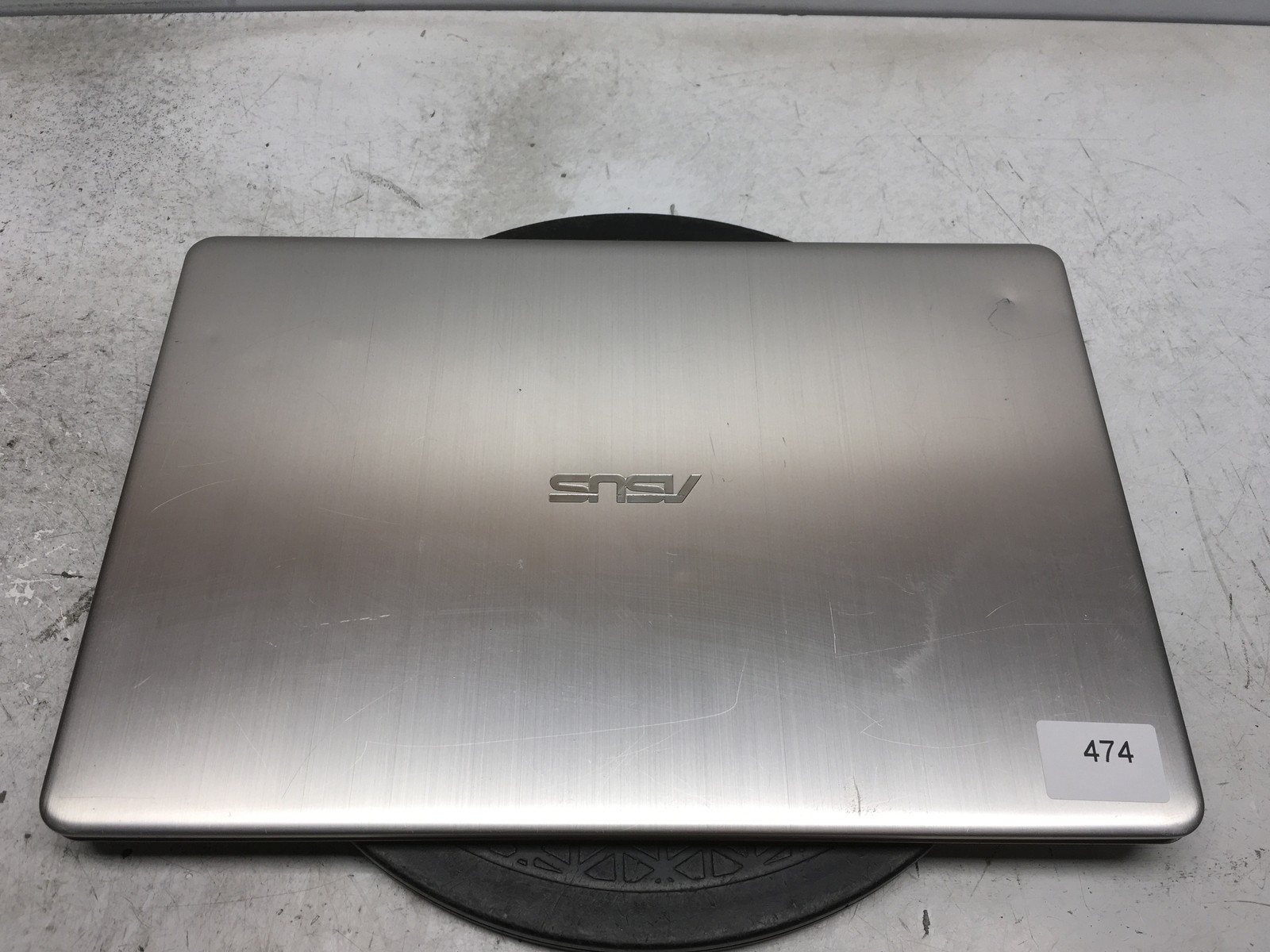 Asus Vivobook Laptop Intel i3 7th gen No RAM NO HDD No Batt