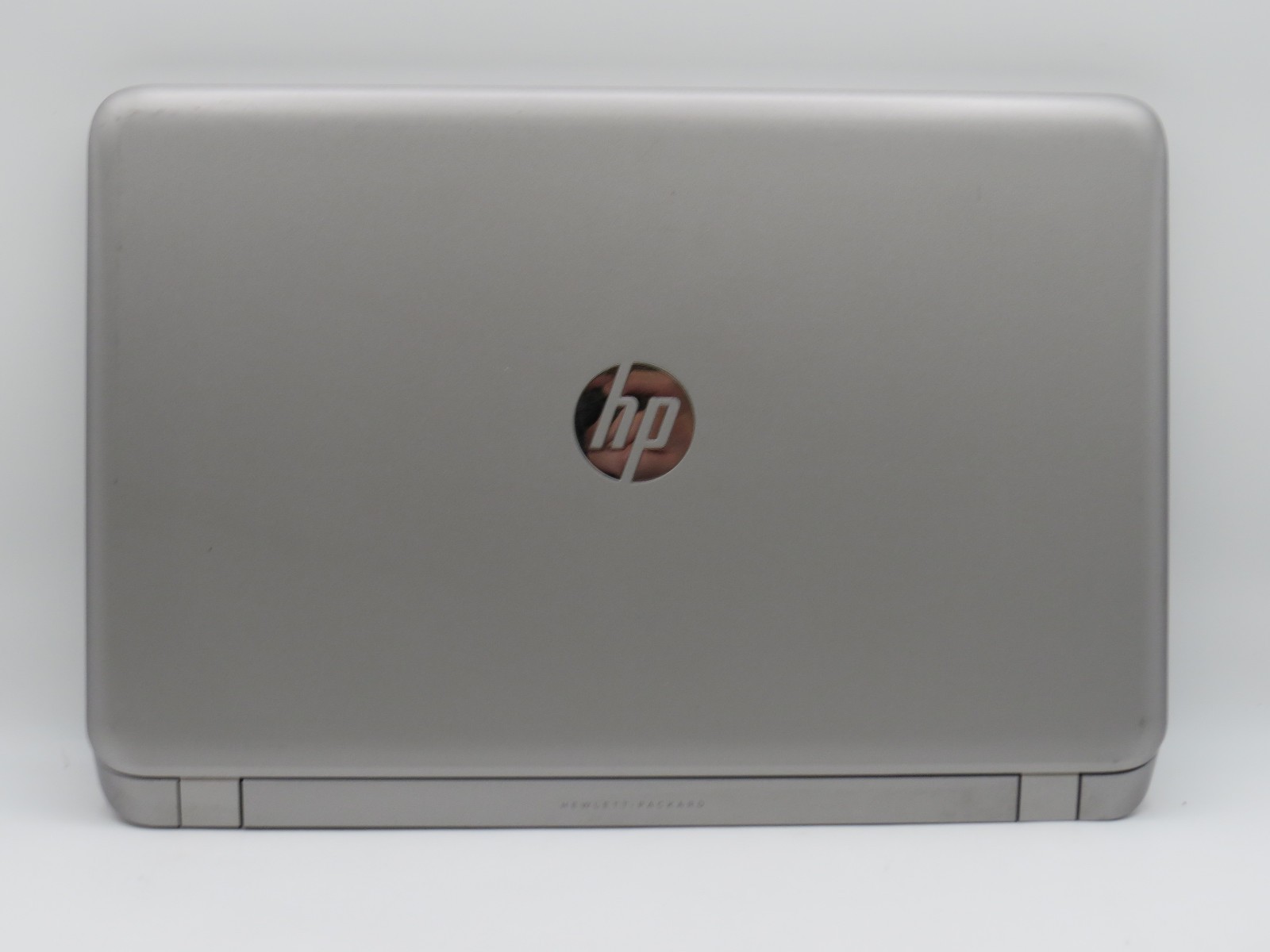 HP Envy 15 i7-5500U @ 2.4GHz 8GB DDR3 GTX 850M 15.6″ No HDD/OS