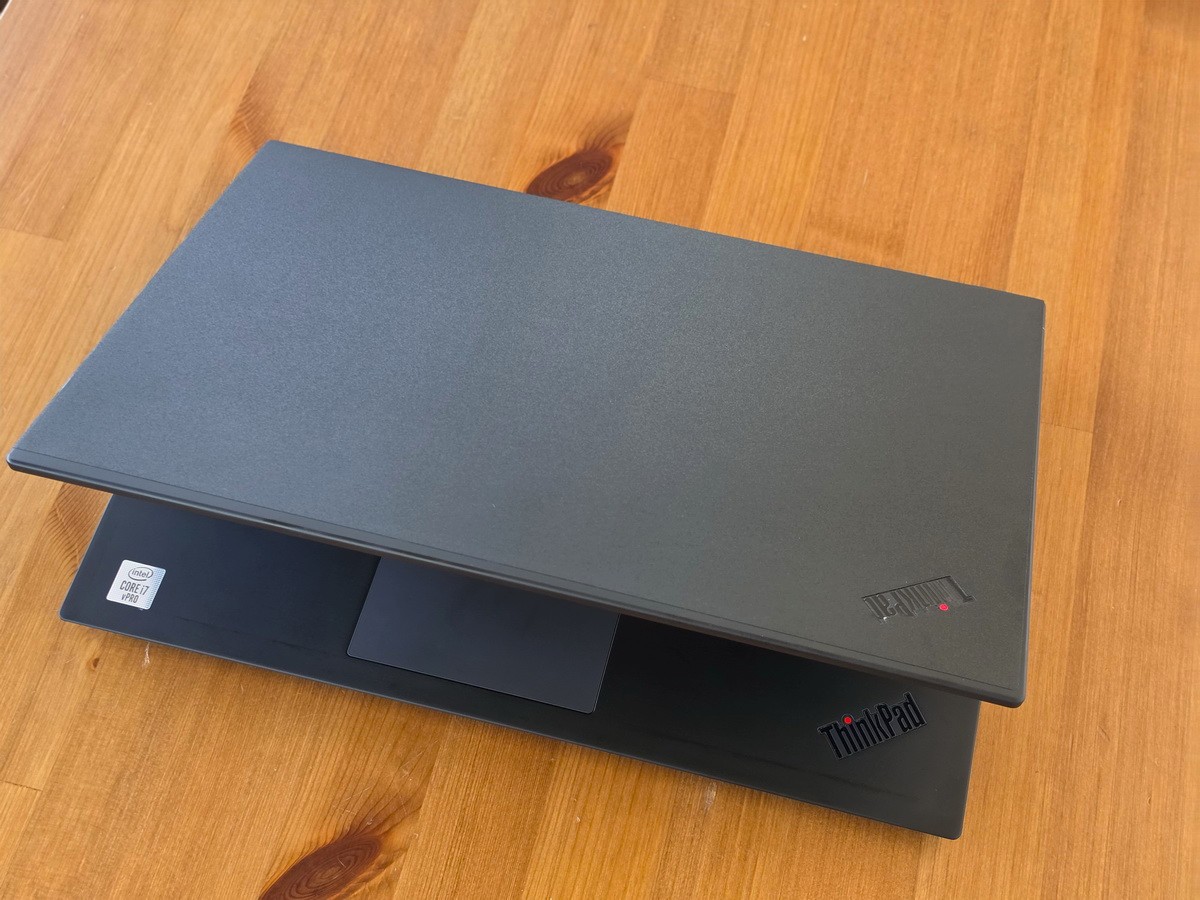 Lenovo ThinkPad P1 Gen 3 i7-10875H 16GB 15″ FHD 1920×1080 512GB SSD NVIDIA T1000