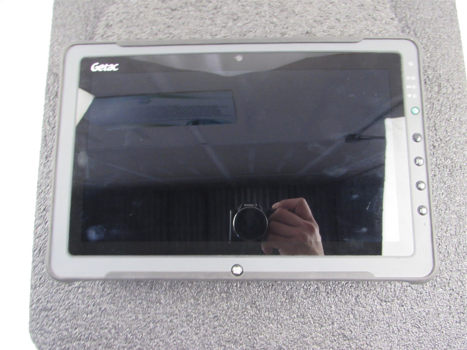 GETAC RUGGED TABLET F110 (G4) 1920X1080 FHD I5-7200U 128GB SSD 8GB RAM NO O.S