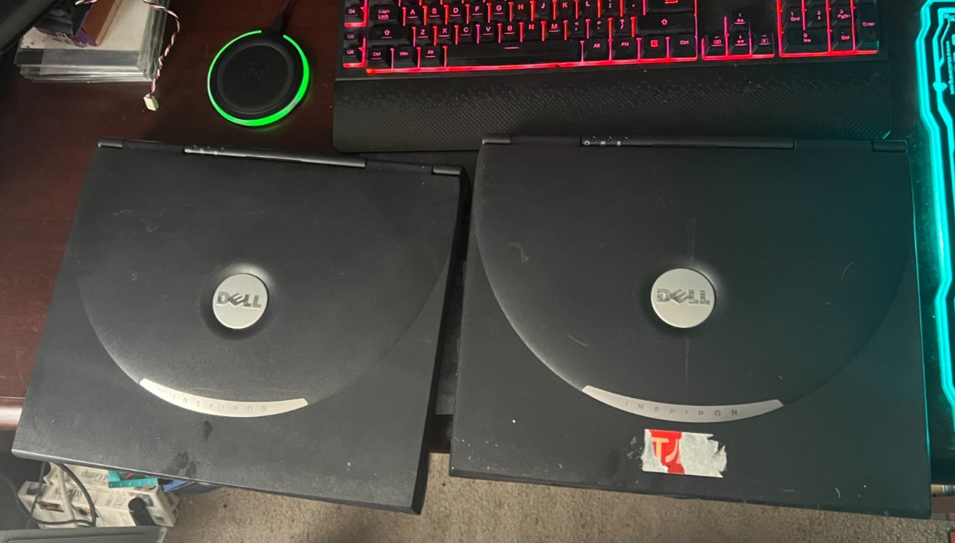 *PAIR* Dell Inspiron 8200 Pentium 4M GeforceGo4 Mostly Complete Good Battery