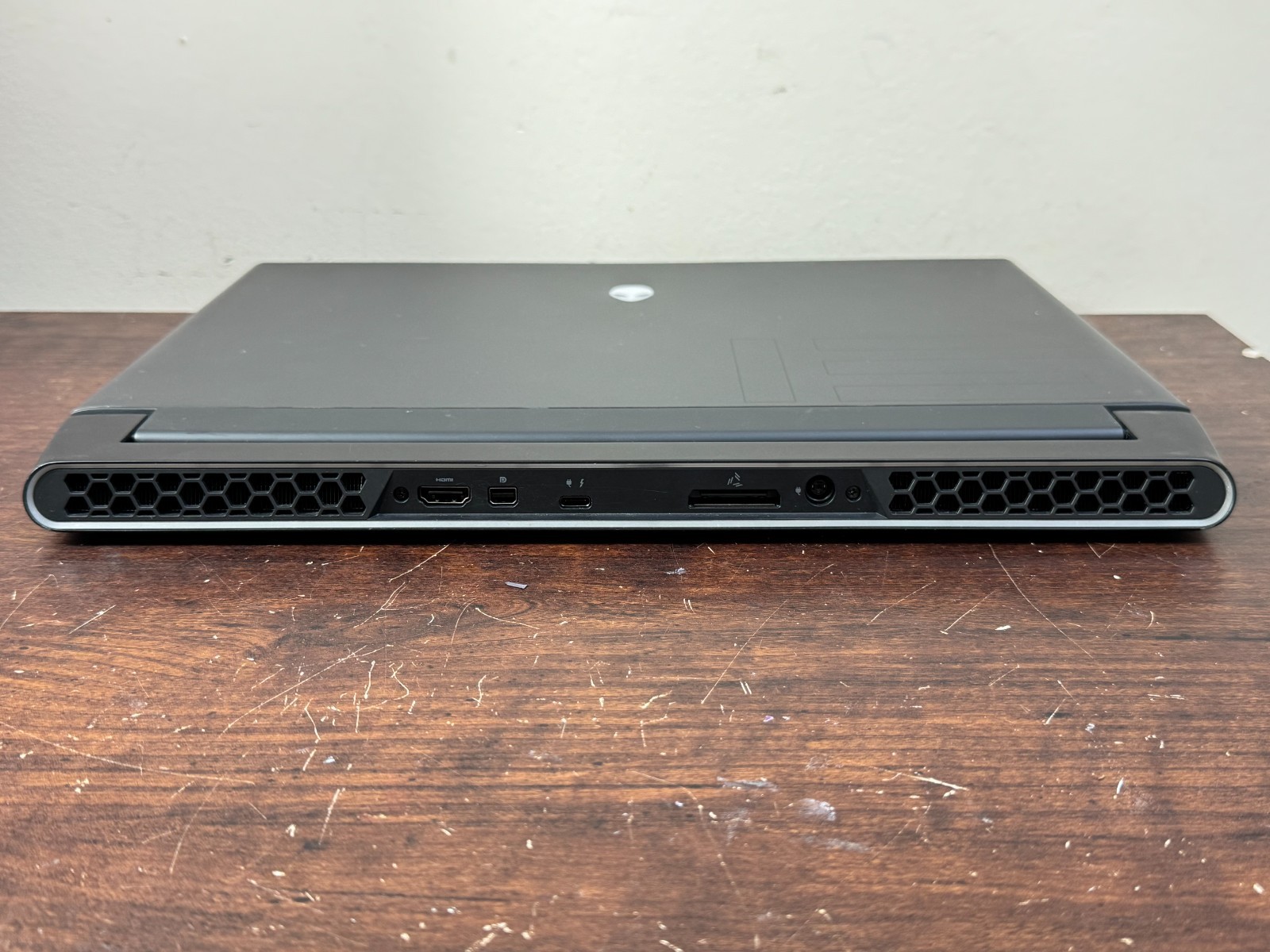 Alienware M15 R3 15.6 i7-10750H 16GB 512GB/SSD NVIDIA GTX 1650 Ti Gaming Laptop