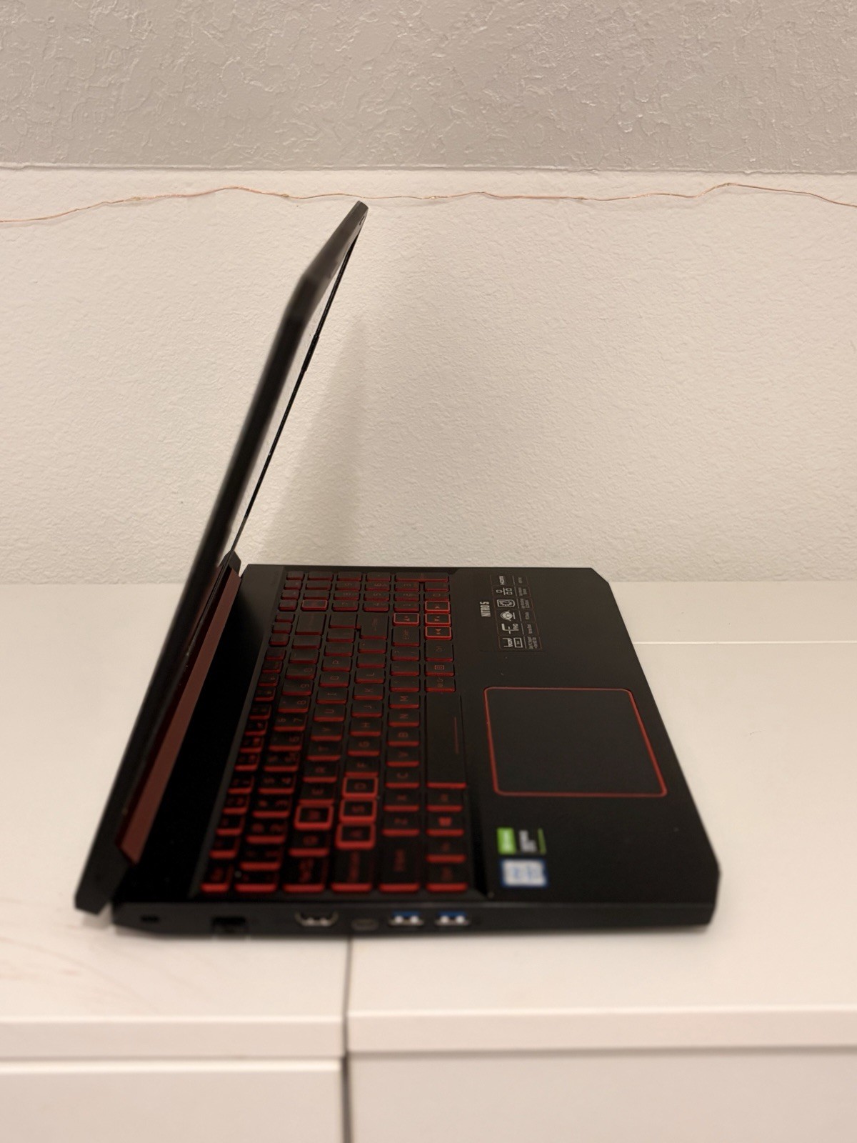 Acer Nitro 5 AN515-55-53AG 15.6″ i5-10300H 8GB RAM 256GB SSD GeForce GTX 1650
