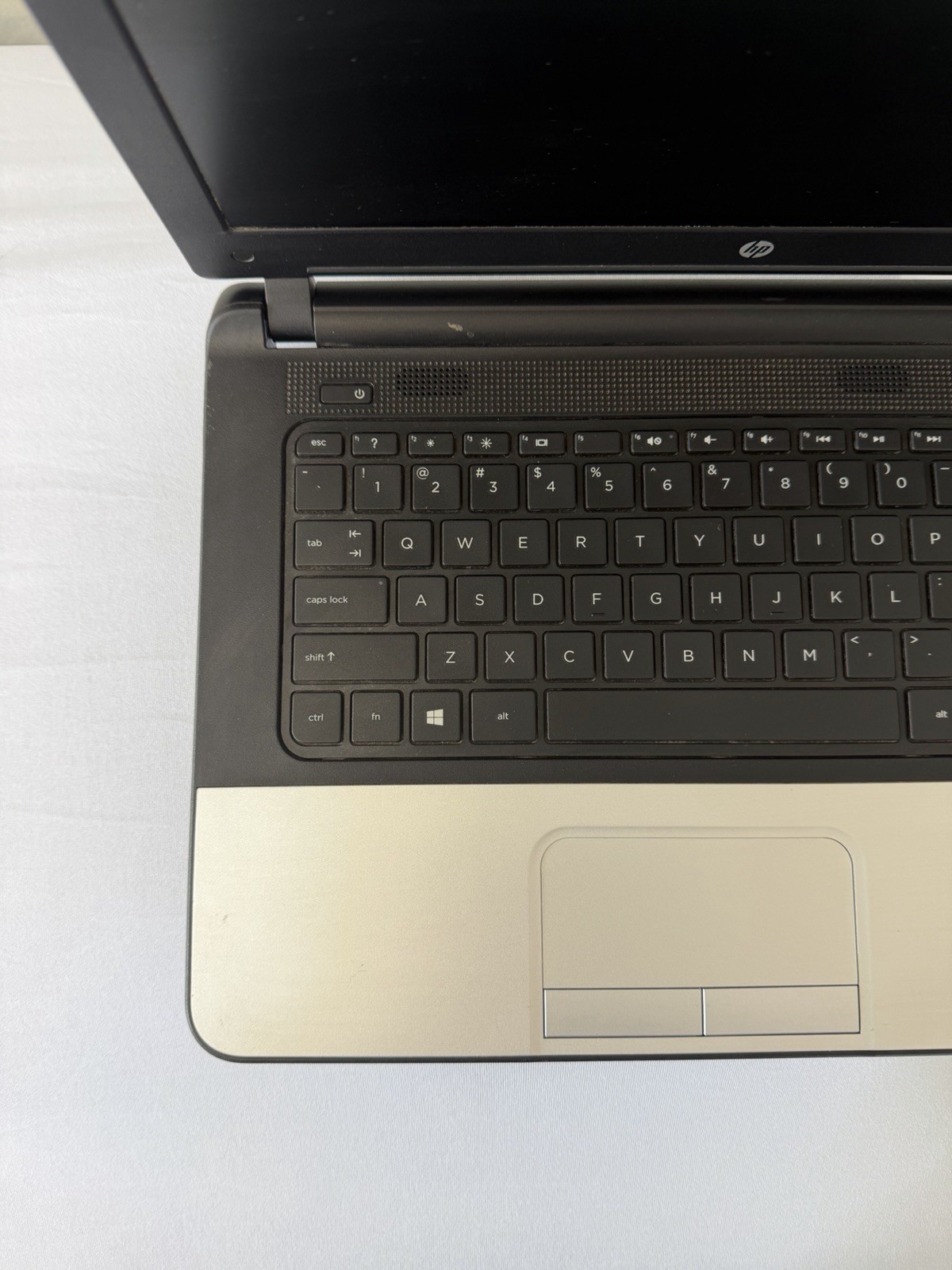 HP Laptop 340 G2 – Good Screen- Intel Celeron 3205U – RAM 4GB -Read Desc