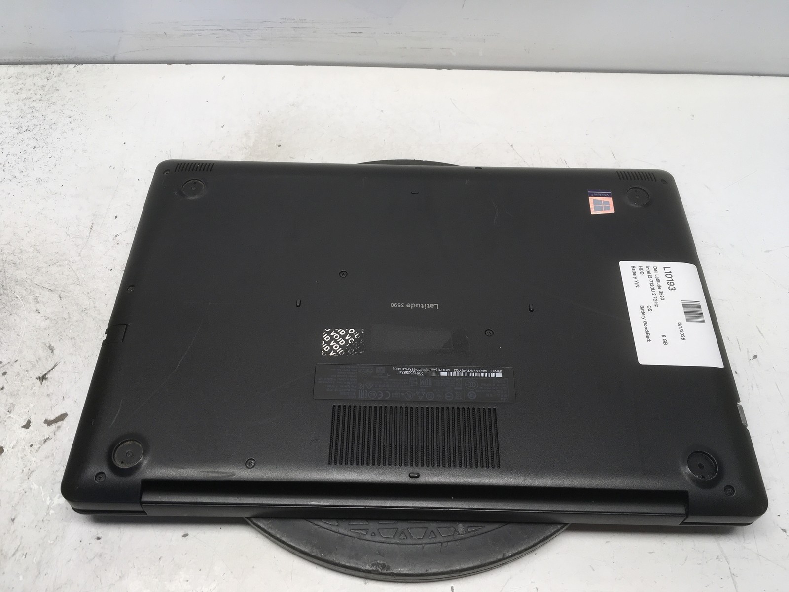 Dell Latitude 3590 Intel i3-7130U 2.7GHz 8 GB NO HDD No Batt