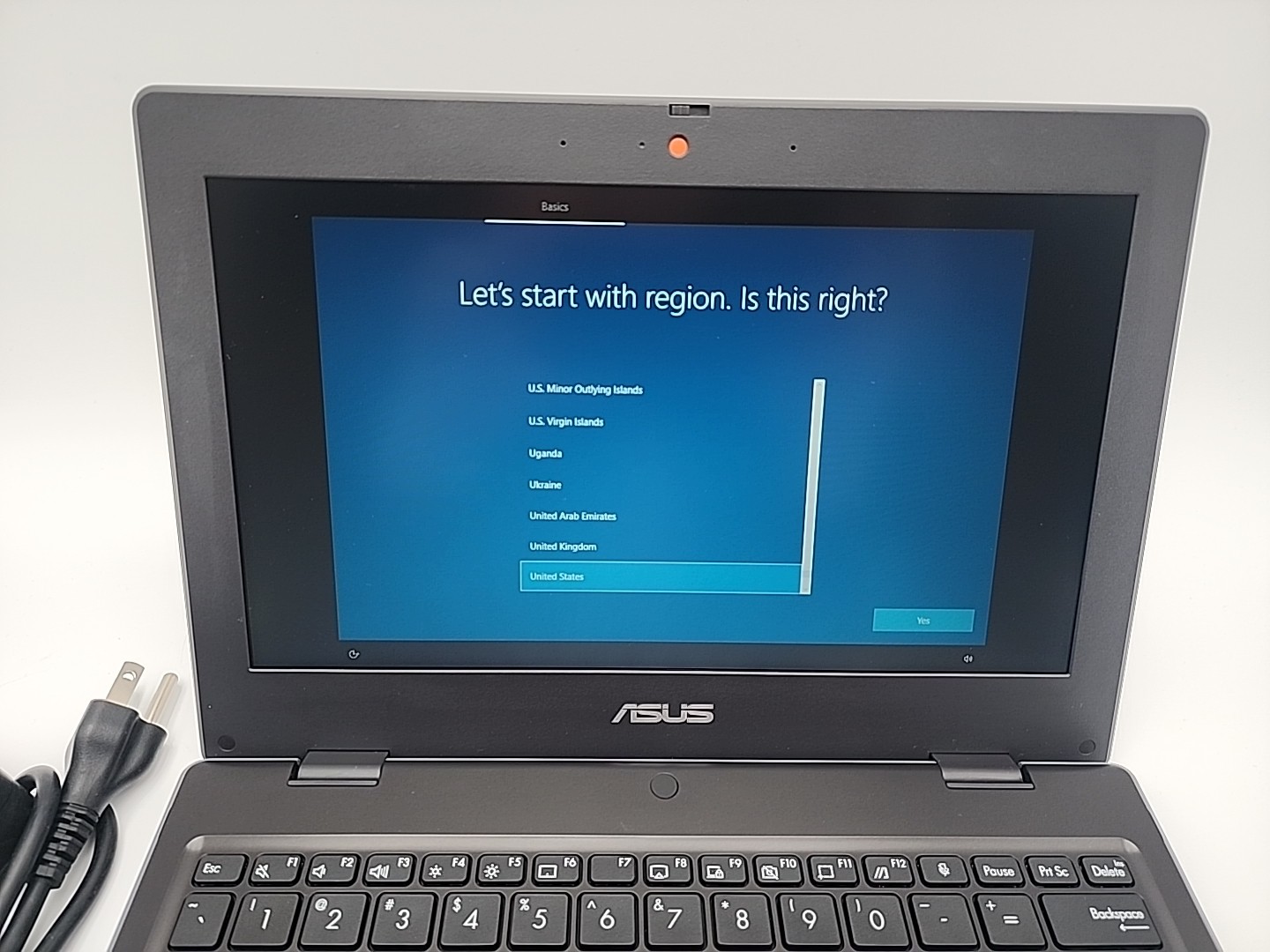 Asus BR1100CK 11.6” HD Laptop Intel Celeron N4500 4GB DDR4 RAM 64GB