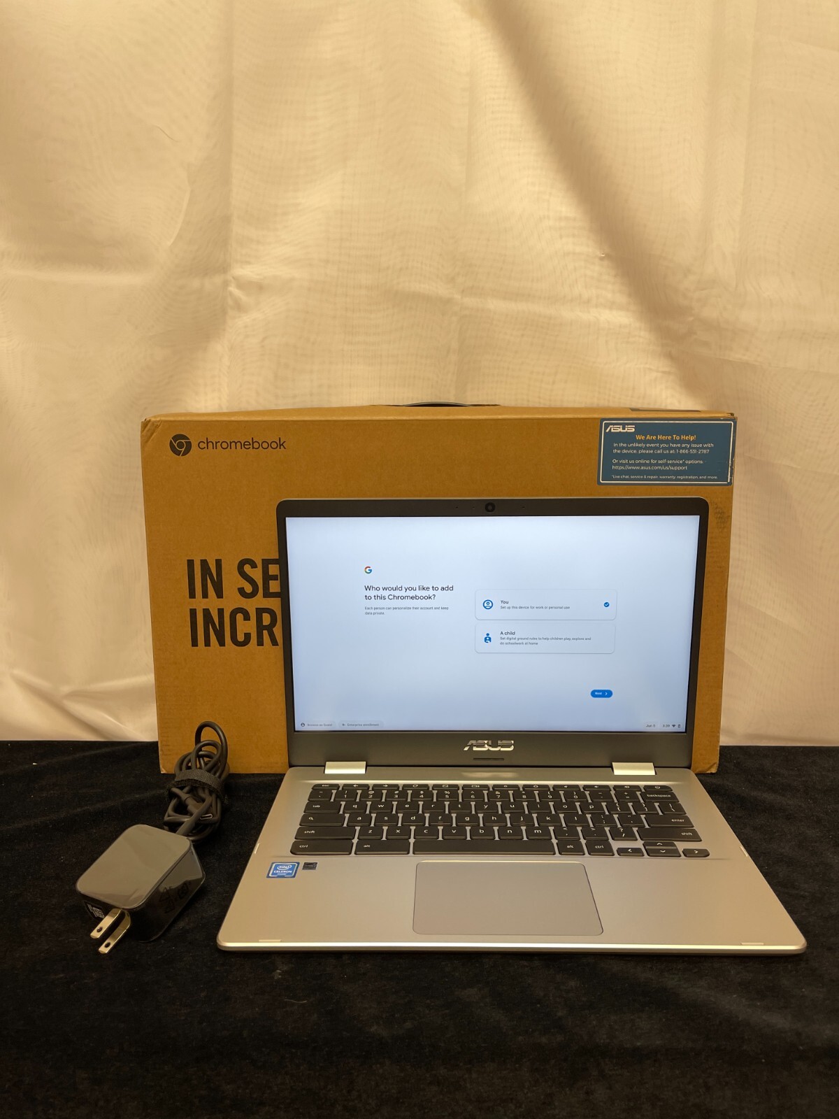 Asus Chromebook C424M Silver 128GB Storage 4GB RAM Integrated 14″ Screen Laptop