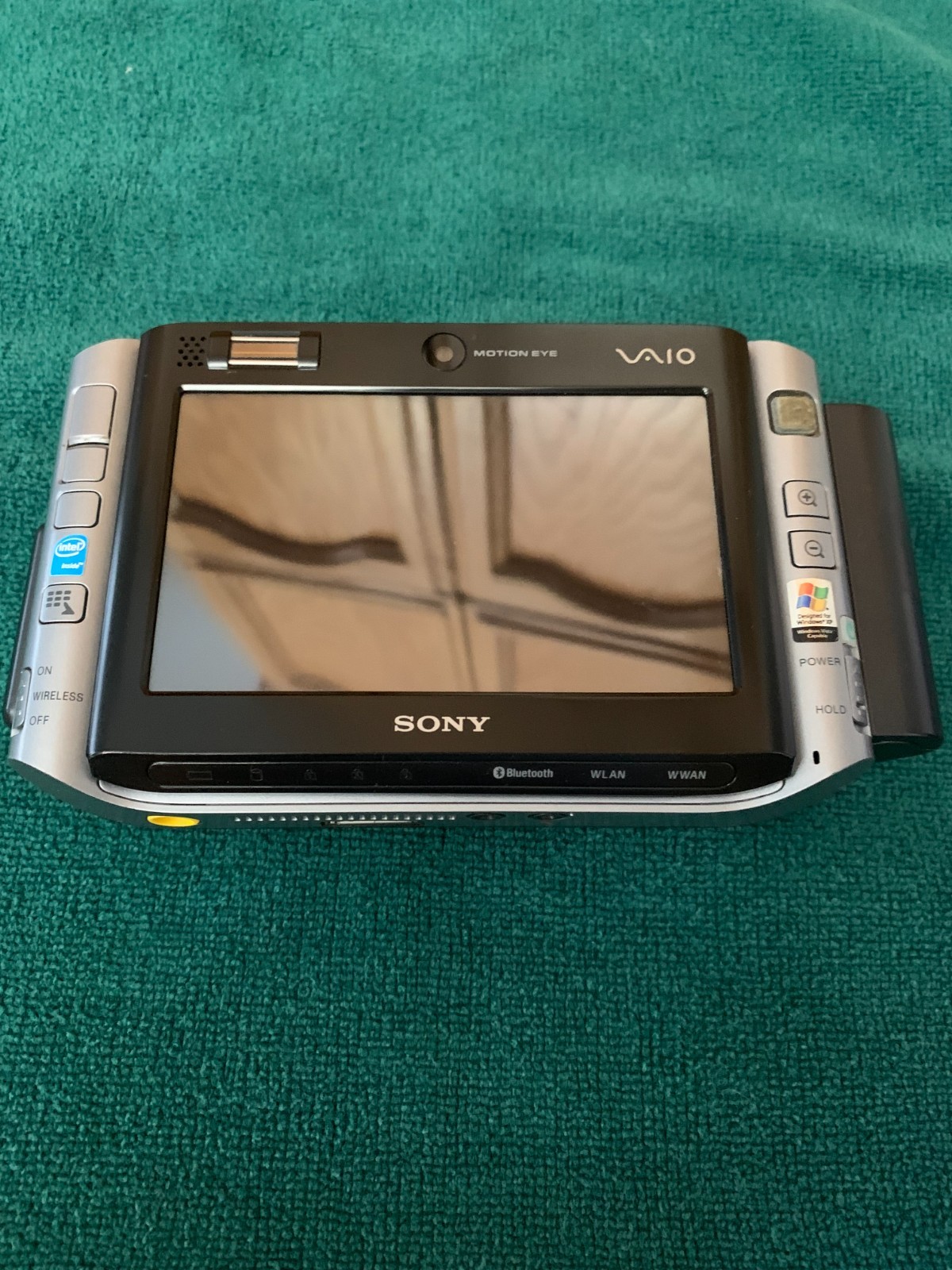 Sony VAIO 4.5-inch Micro Laptop 1GB RAM 30 GB HD (VGN-UX280P)