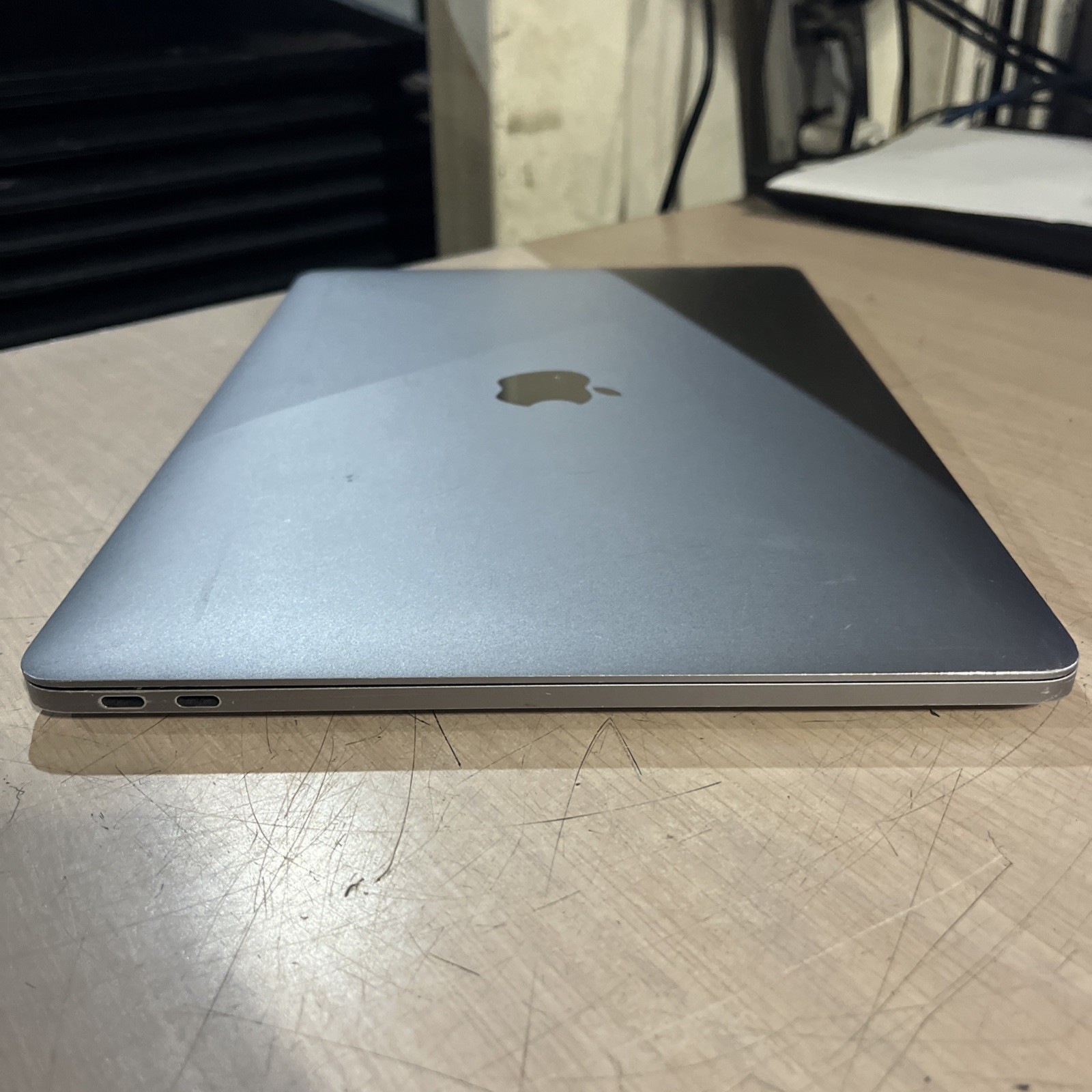 APPLE MACBOOK PRO 13″ MID-2017 CORE I5-7360U 2.3GHZ 8GB RAM NO SSD