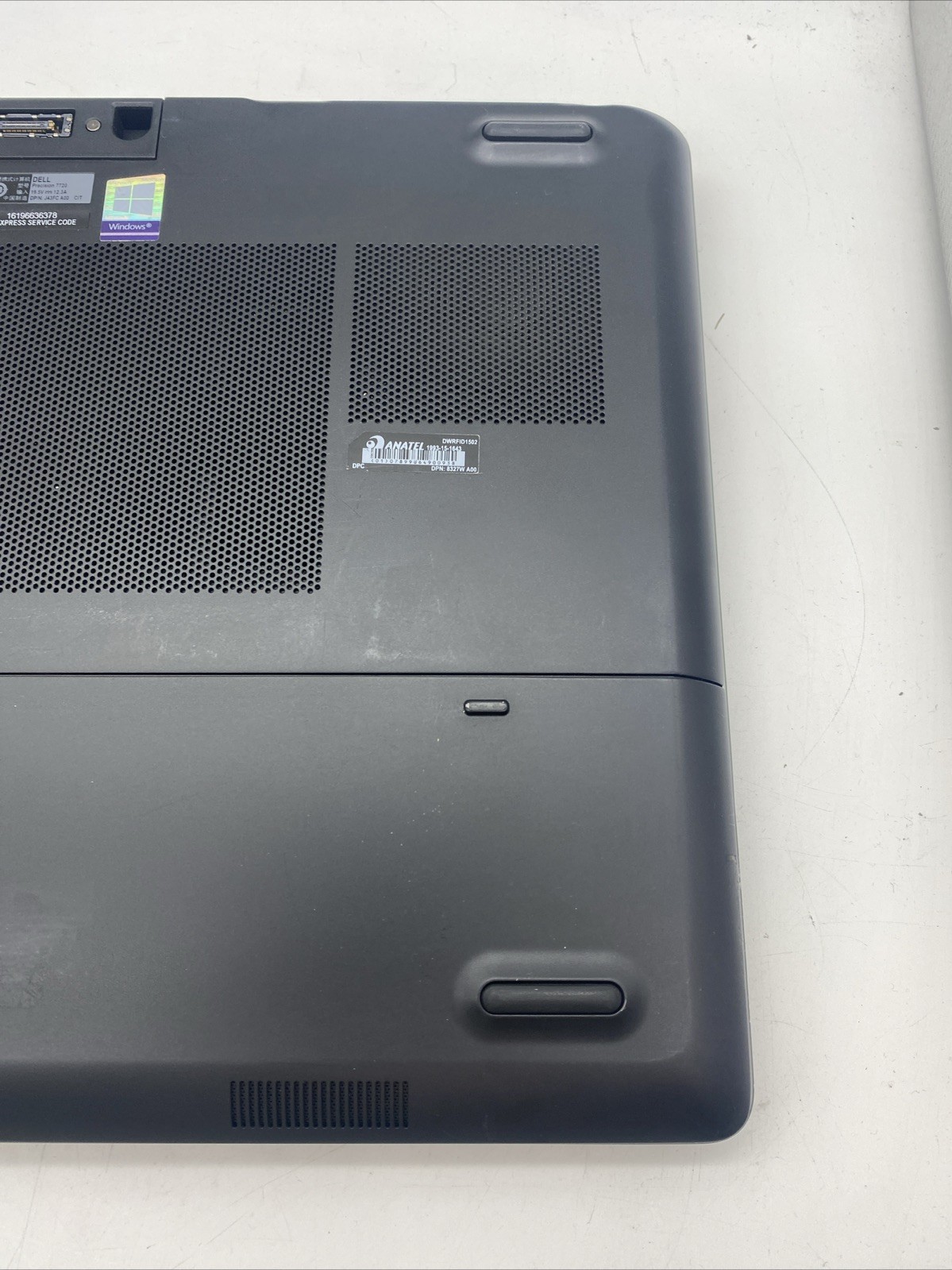 DELL Precision 7720 17.3 Laptop Xeon 3.10 GHZ E3-1535M 32GB RAM 1TB SSD (L33)