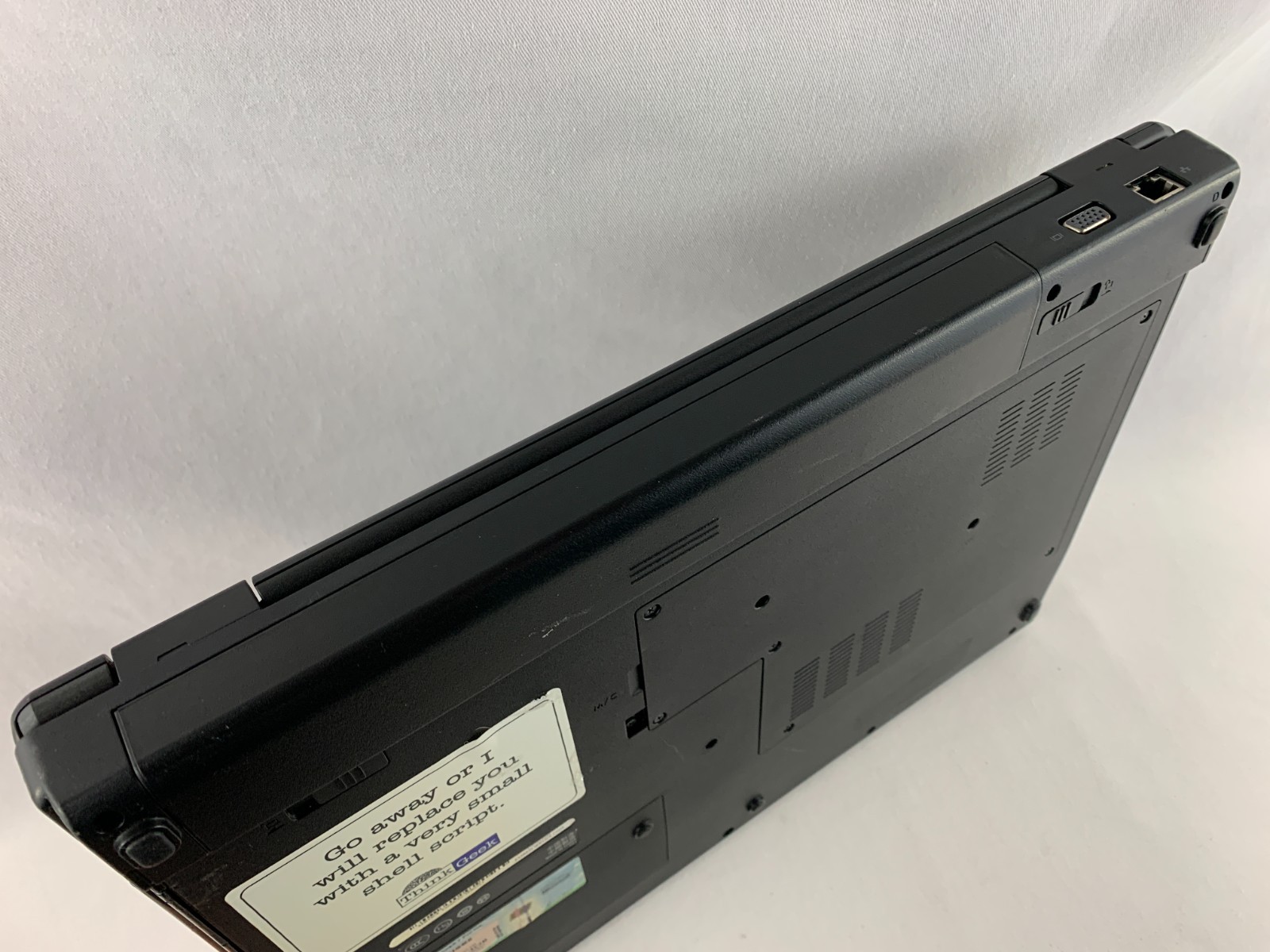 Dell Vostro 1720 Laptop, Intel Core 2 Duo 2.26GHz, 4GB RAM, 256GB SSD, Win7Pro