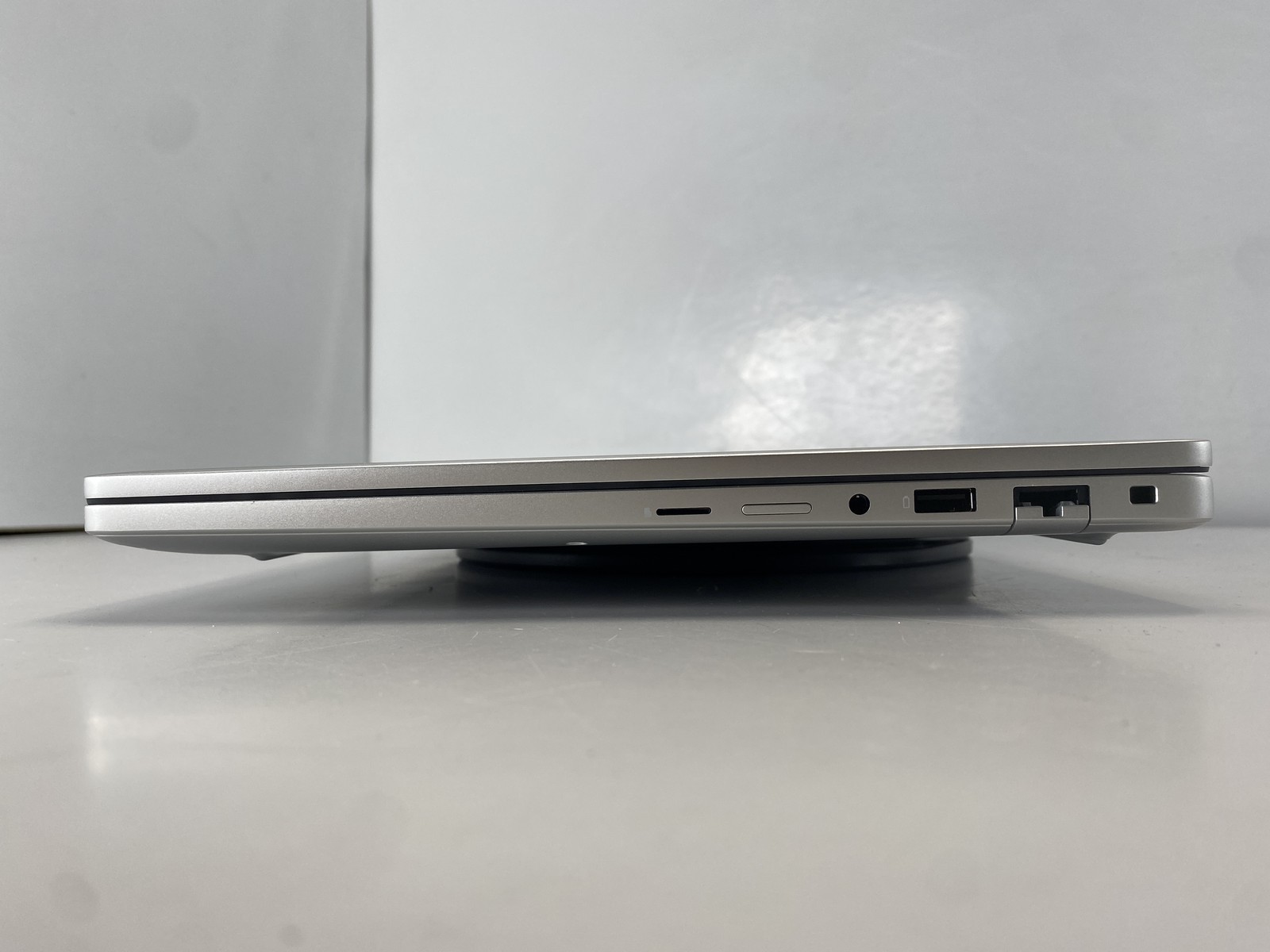 Dell Laptop Pro 16 Plus PB16250 16″ Intel Core Ultra 5 235U 512GB- Silver