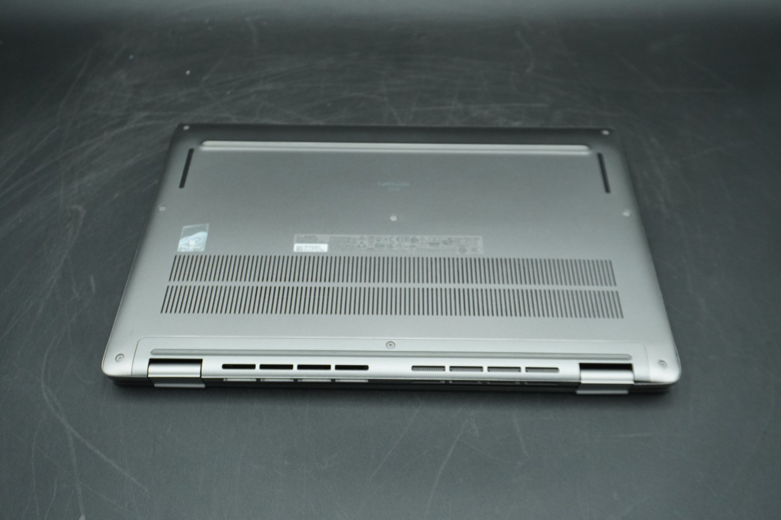 Dell Latitude 7450 14″ Ultra 7 165H 32GB RAM 512GB SSD NO OS *Tested*