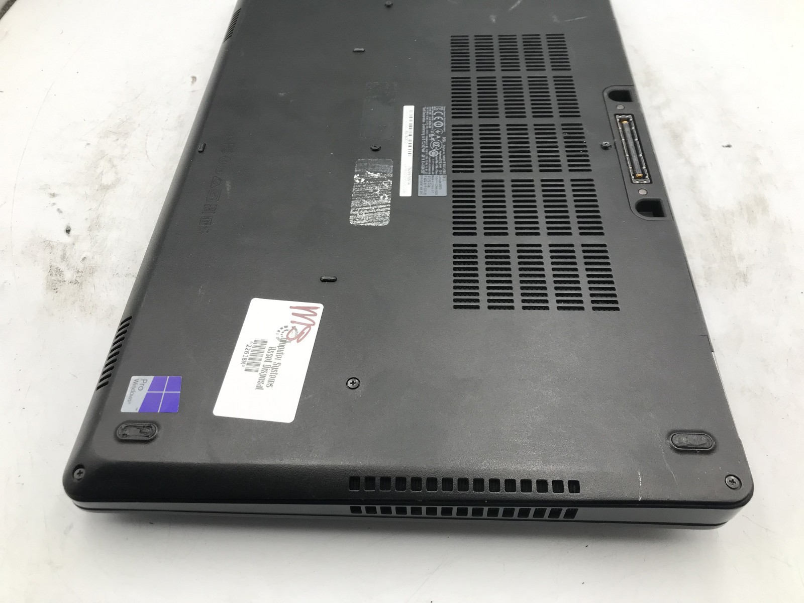 DELL LATITUDE E5570 – BOOTS TO BIOS – INTEL I3 6100U – NO RAM – READ DESCRIP -BB