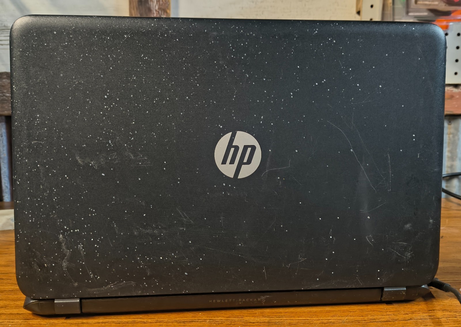 HP Notebook 15-f387wm – Bad Battery – (Win11 / AMD A8 / Radeon / 12GB / SSD / DV