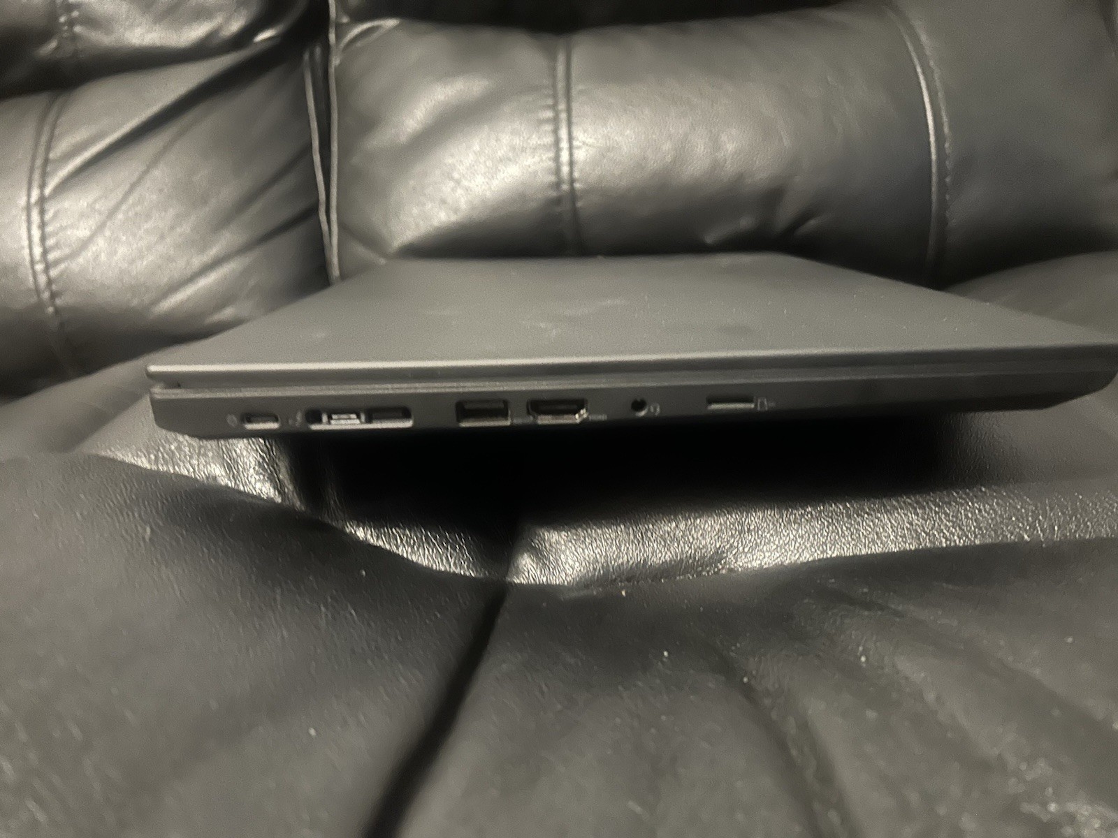 Lenovo ThinkPad T15 Gen 1 15.6″ i7-10510U 16GB 256GB SSD Win 11 Ent
