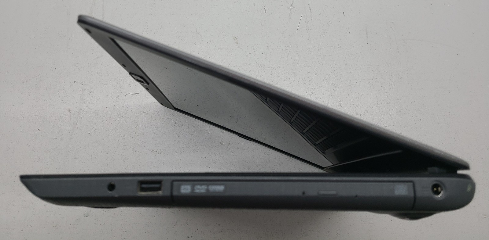 ACER ASPIRE F 15 F5-573-55LV Laptop Intel i5-7200U 8GB Ram NO HD/OS/POWER (FL)