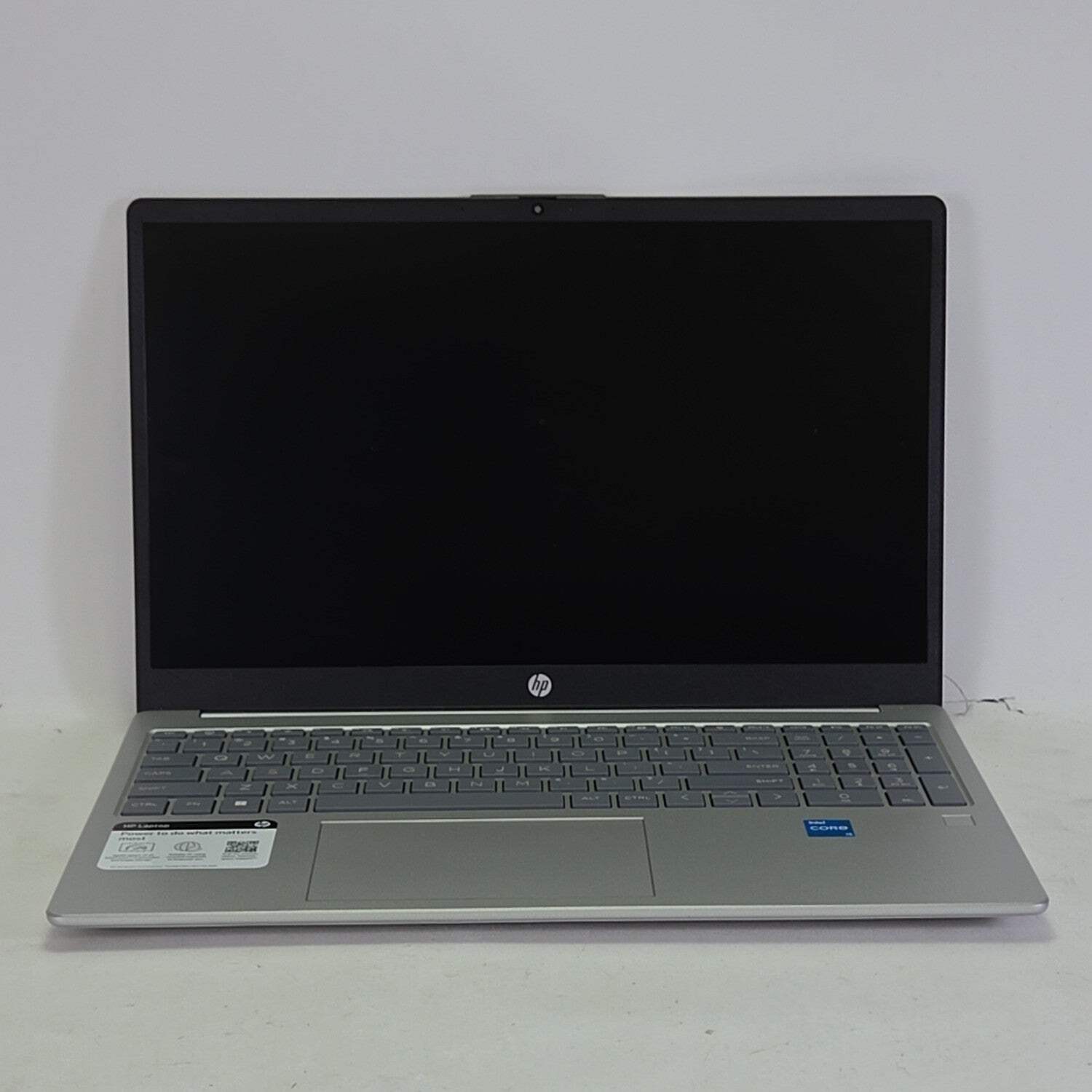 HP Laptop 15-fd0131wm 15.6″ i3-N305 1.8GHz 8GB RAM 256GB SSD