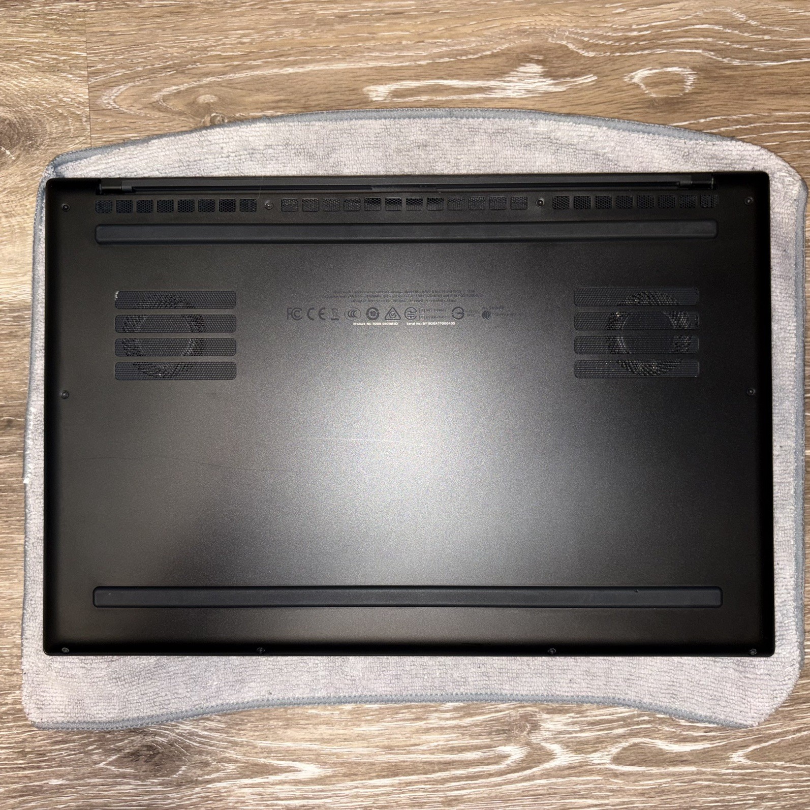 Razer Blade 15 RTX 2080 Max-Q 9th Gen i7-9750H FHD 16GB 512GB SSD 240Hz
