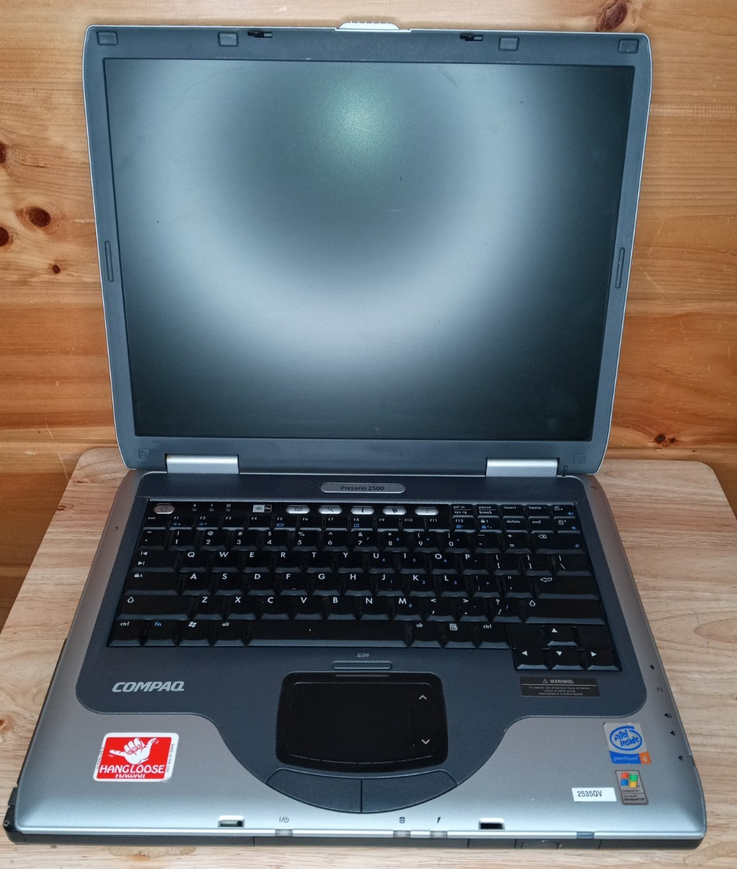 Vintage Compaq Presario 2500 Pentium 4 Laptop 512MB RAM 60GB For Parts
