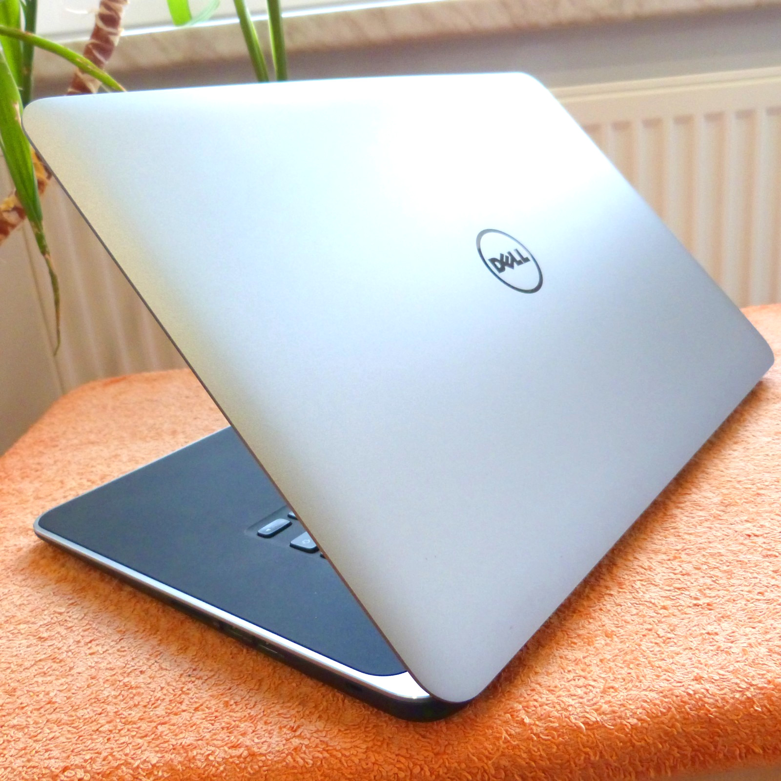 Dell XPS 15 9530 Carbon Fiber Magnesium 15-inch 4K Ultra | 1TB SSD |…