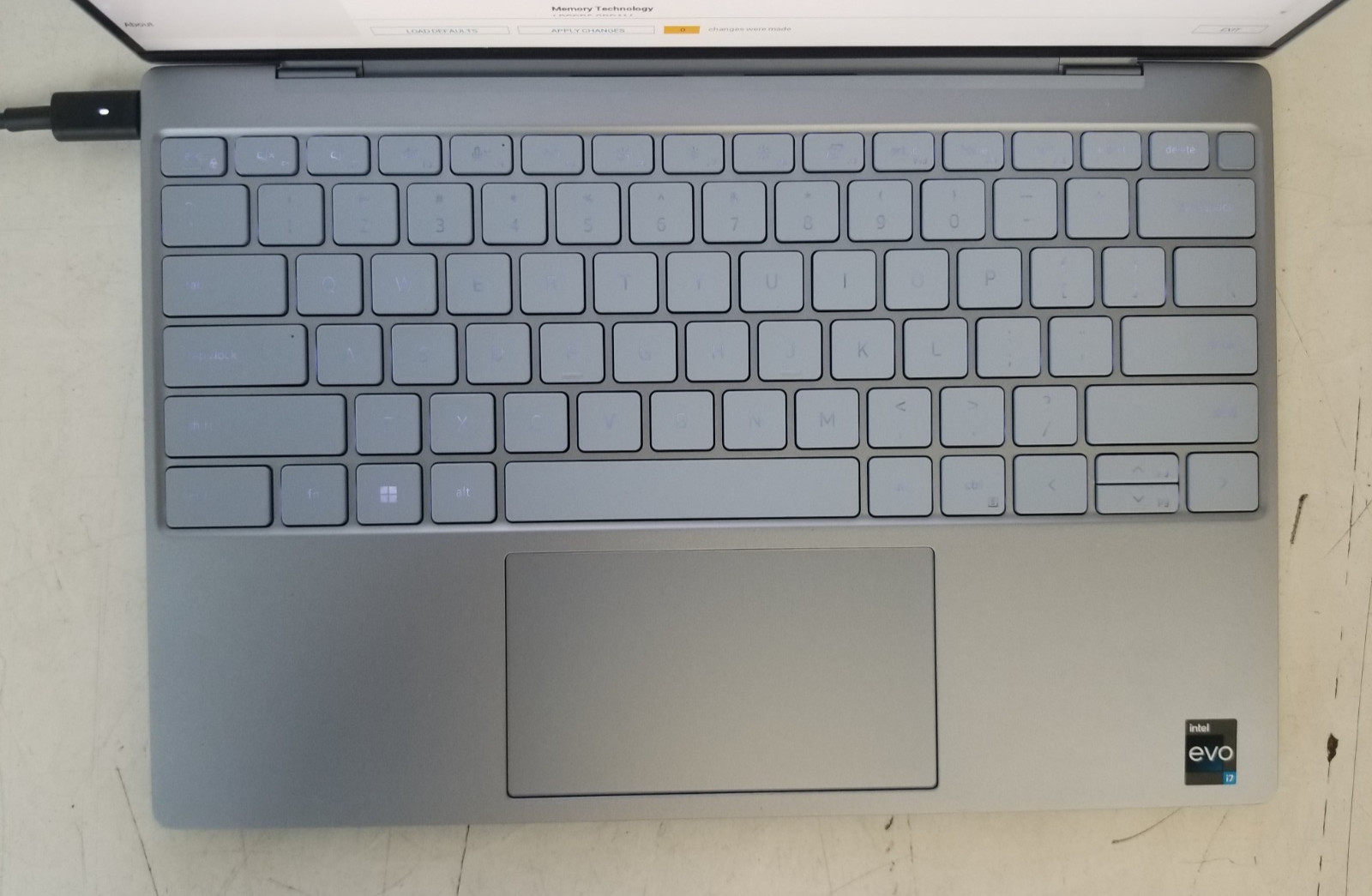 Dell XPS 9315 / Intel Core i7-1250U 3.66GHz / 16GB RAM