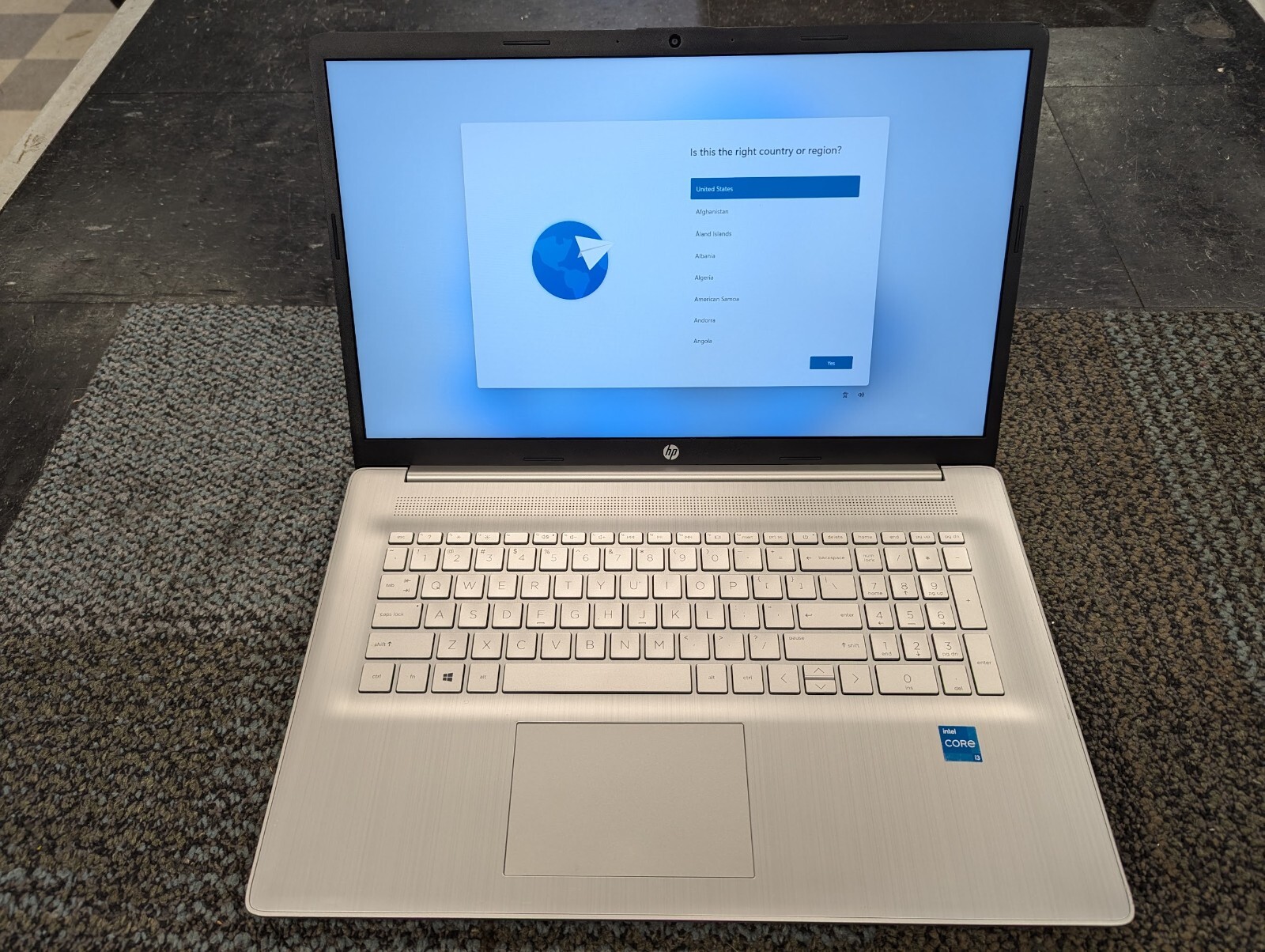HP 17-CN0273ST 17.3″ Laptop, Intel i3, 8GB Memory, 512GB SSD, Windows 11 Home
