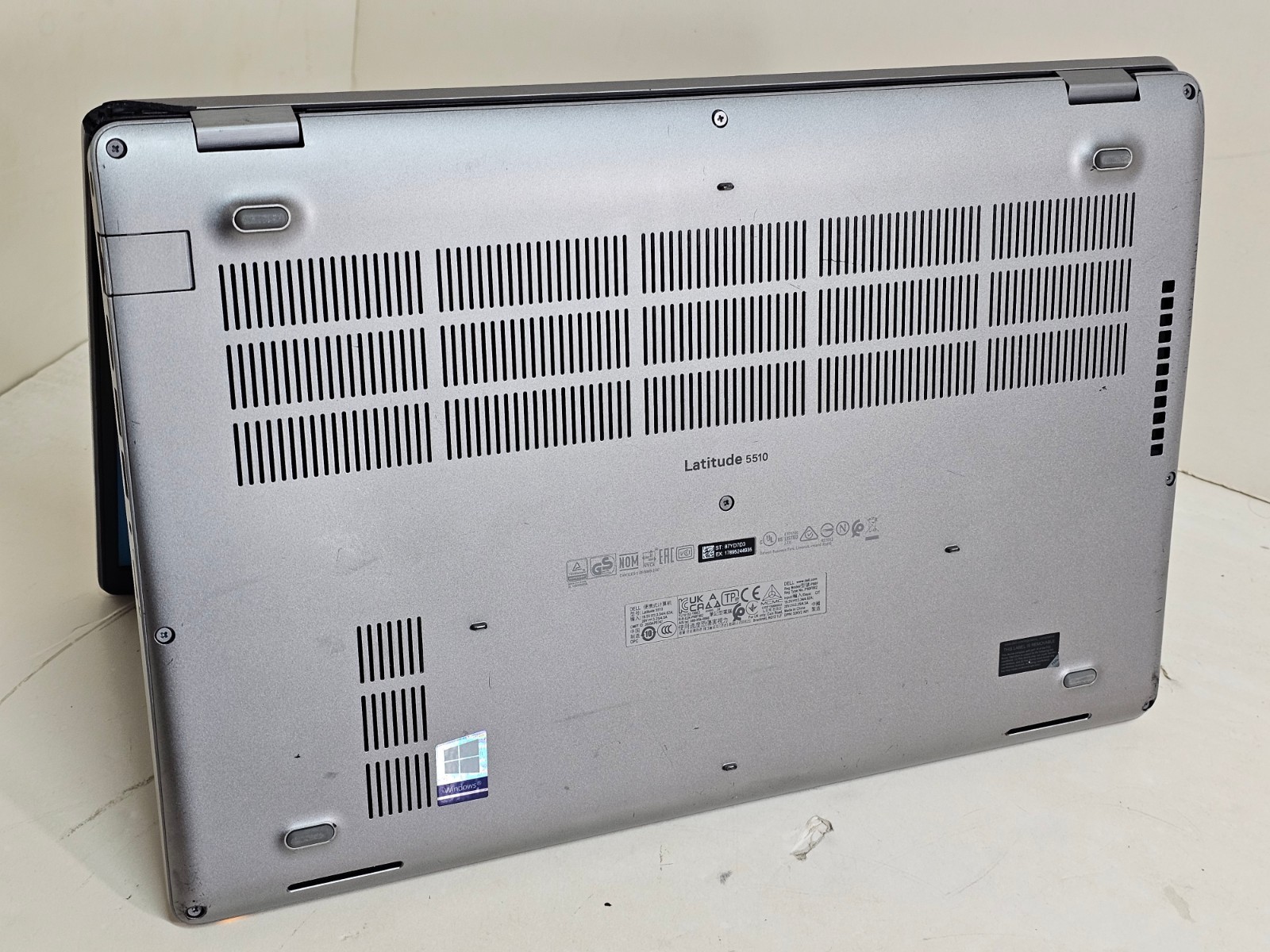 Dell Latitude 5510 Laptop – 1.7 GHz i5-10310U 16GB 512GB Webcam 15.6″ – SP10