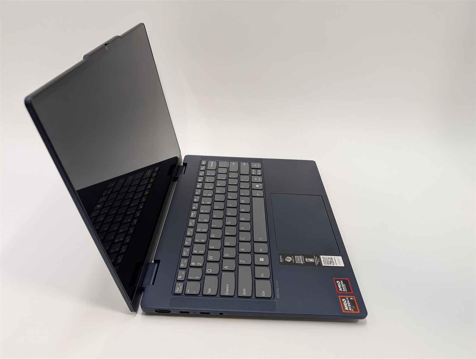 Lenovo IdeaPad 5 2in1 14″ Ryzen AI 7 350 16GB 1TB SSD 860M Blue Used-Very Good