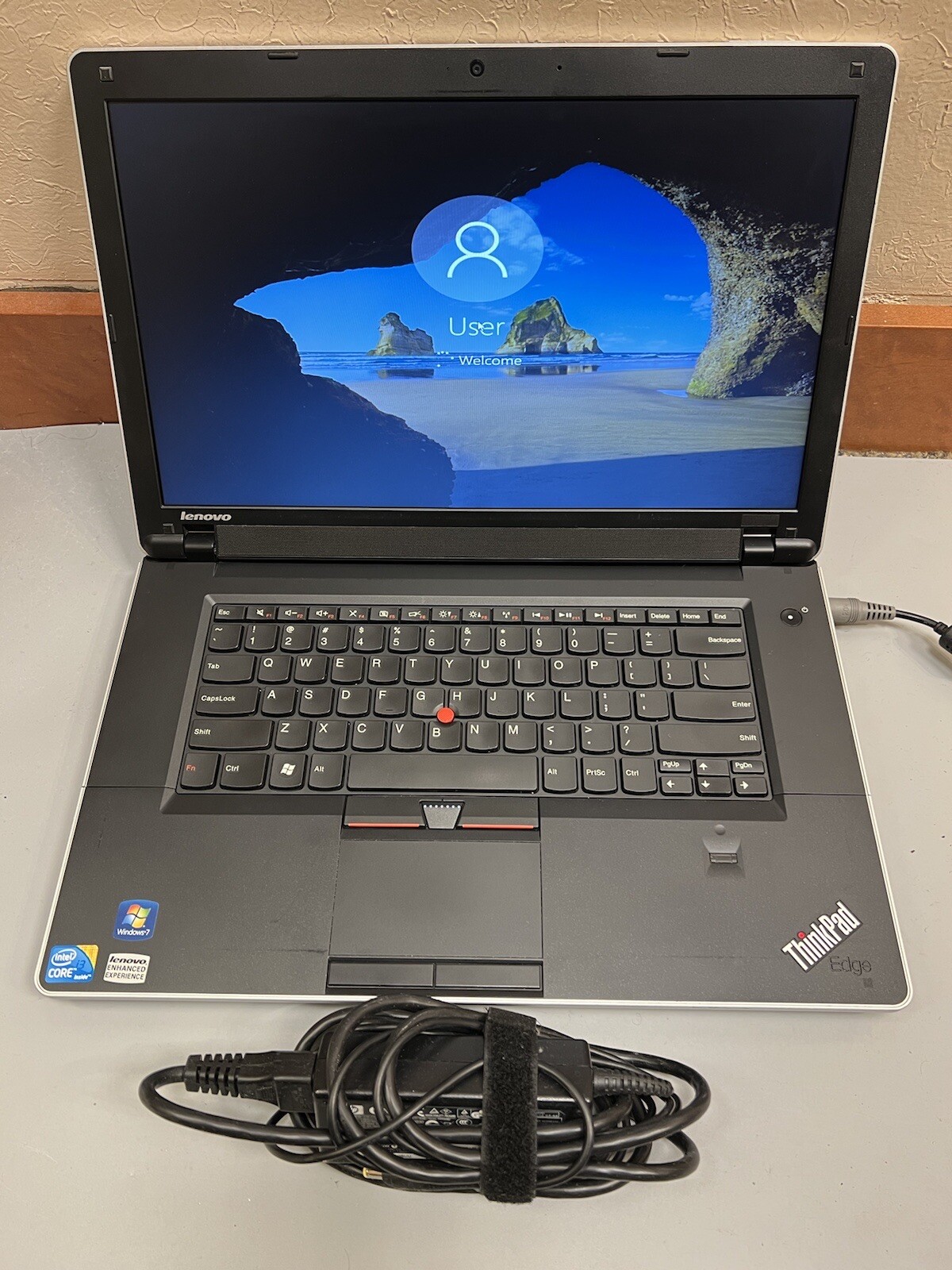 LENOVO THINKPAD EDGE 15 15.6″ Intel Core i3 M370 2.40GH 4GB RAM 500GB HDD WEBCAM