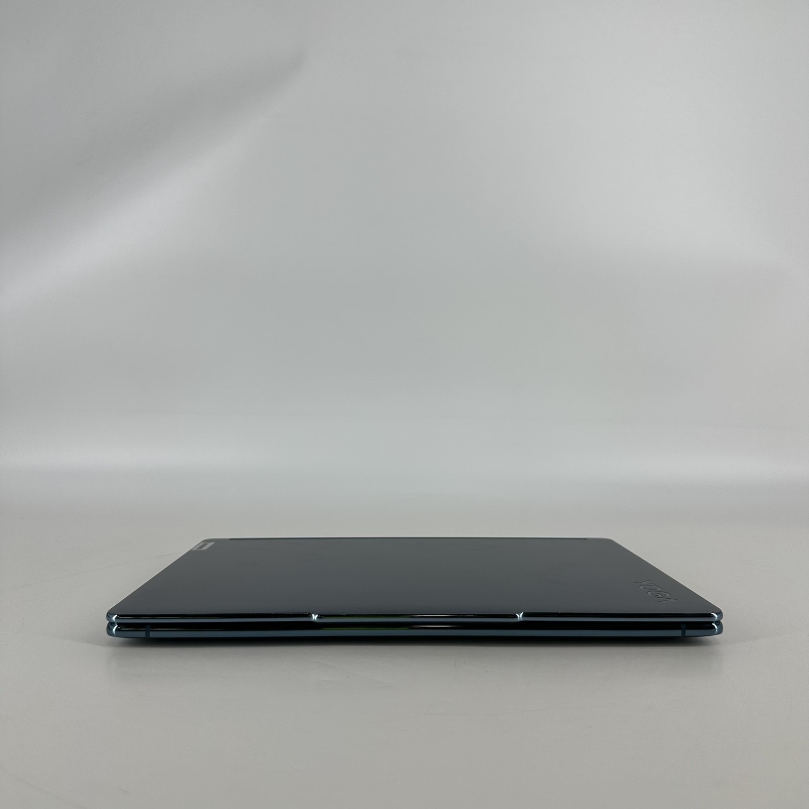 Lenovo Yoga Book 9i 13.3 QHD+ TOUCH 1.7 GHz Ultra 7 155U 32GB 512GB SSD Good