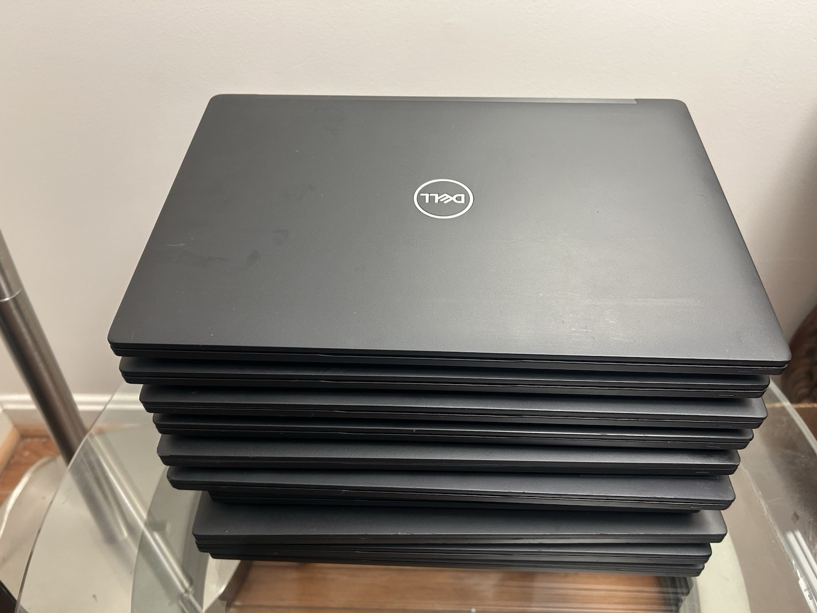 Lot of 15 Dell Latitude 7490 14.1″ (256GB SSD, Core i5 8th Gen, 1.70 GHz, 8GB)
