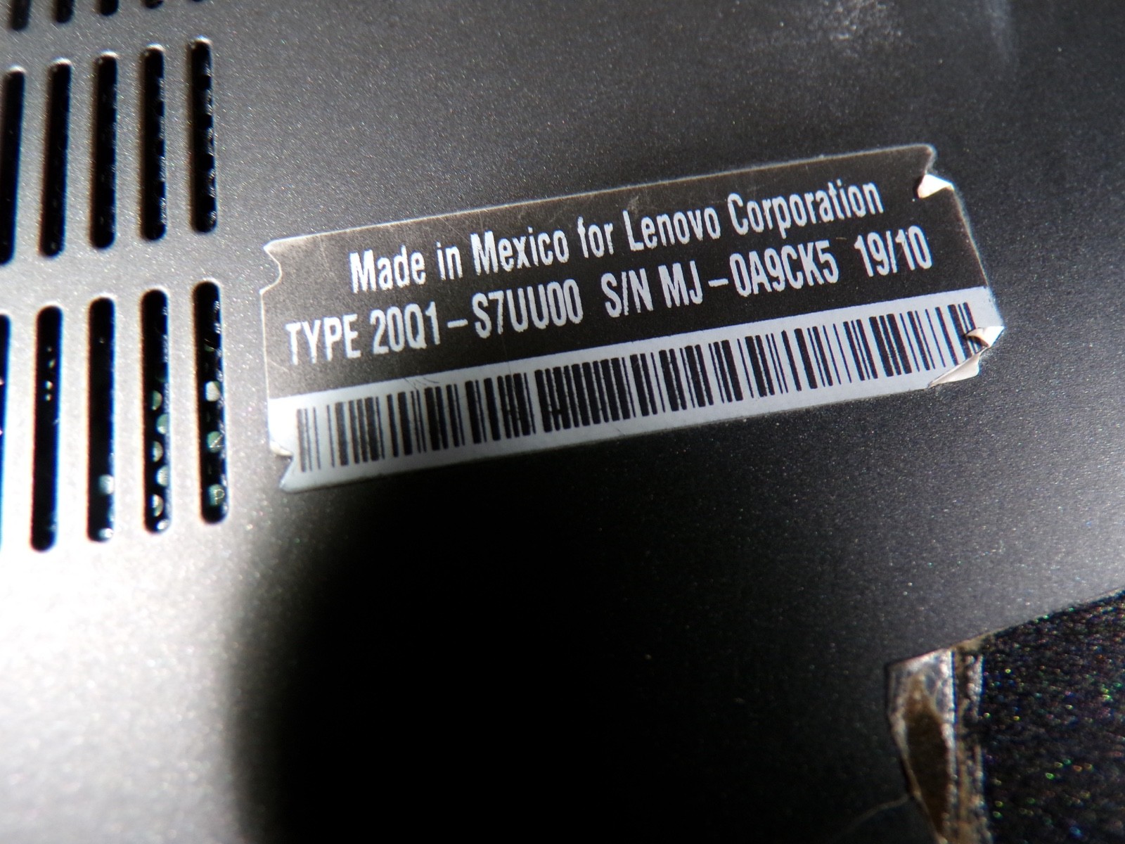 THINKPAD LENOVO X390 INTEL CORE I5 8TH GEN 8GB RAM **BAD SCREEN **NO HD/ NO CADD