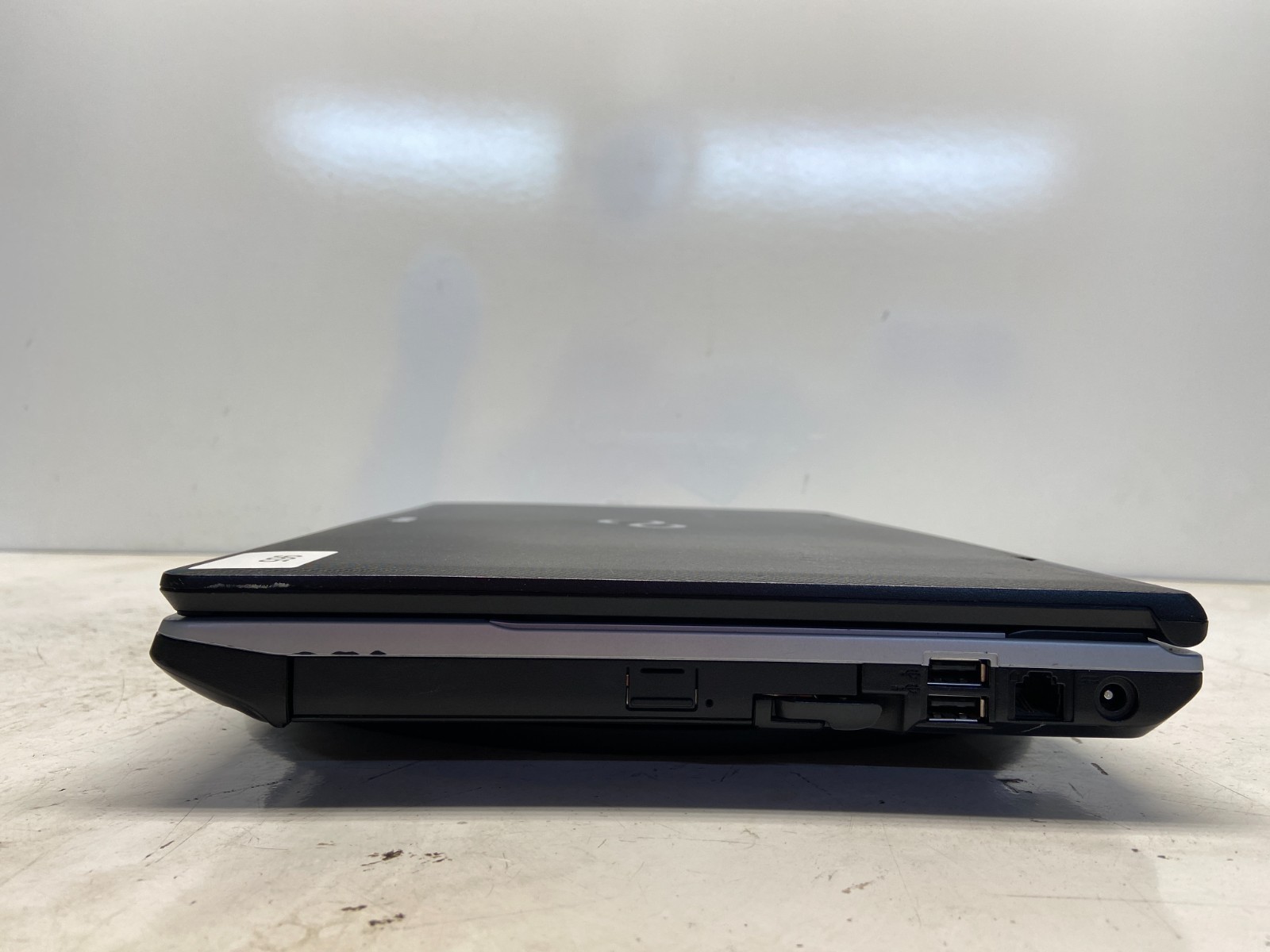Fujitsu LifeBook E751 Intel i5-2520M 2.5GHz 4 GB NO HDD