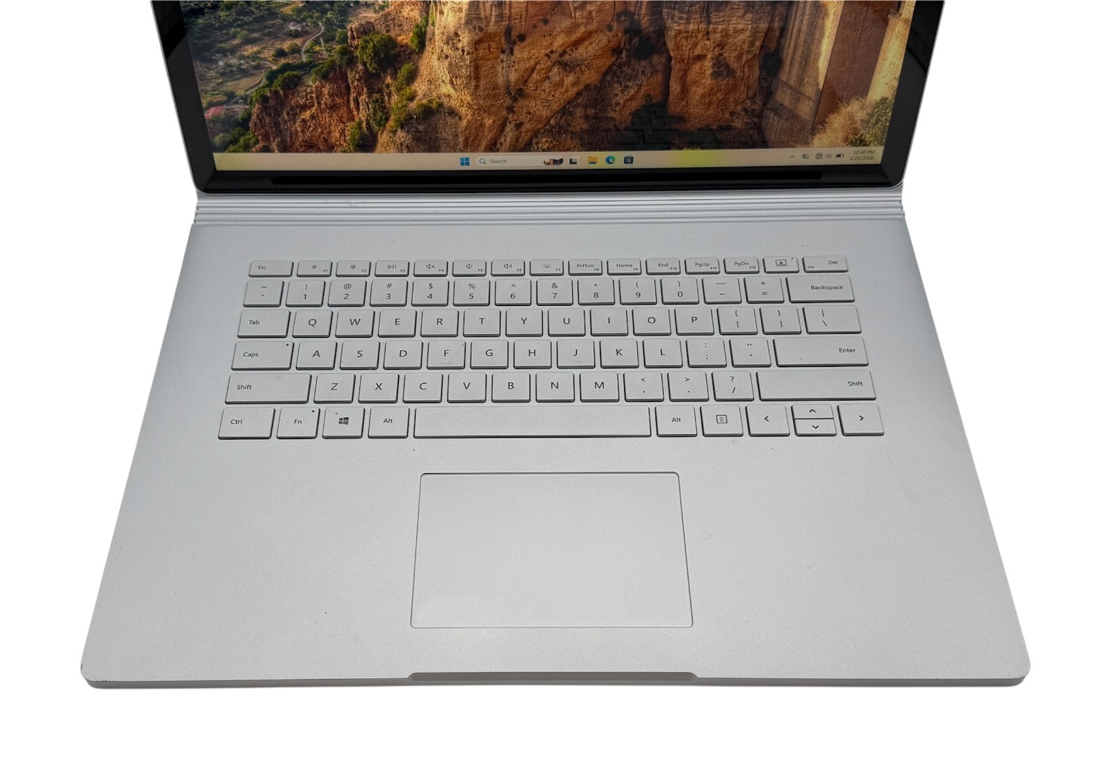 Microsoft Surface Book 2 15″ Intel Core i7, 8650U @ 1.90GHz, 16GB RAM 256GB SSD
