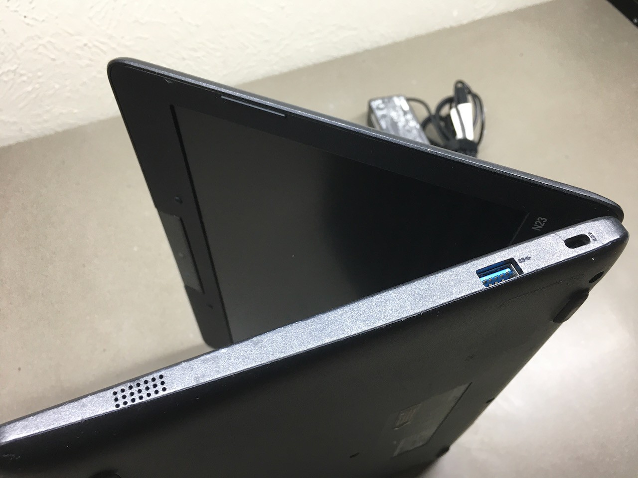 Lenovo N23 Laptop 11″ Intel Celeron 1.60GHz N3060 16GB – 4GB RAM Ubuntu 25 Linux